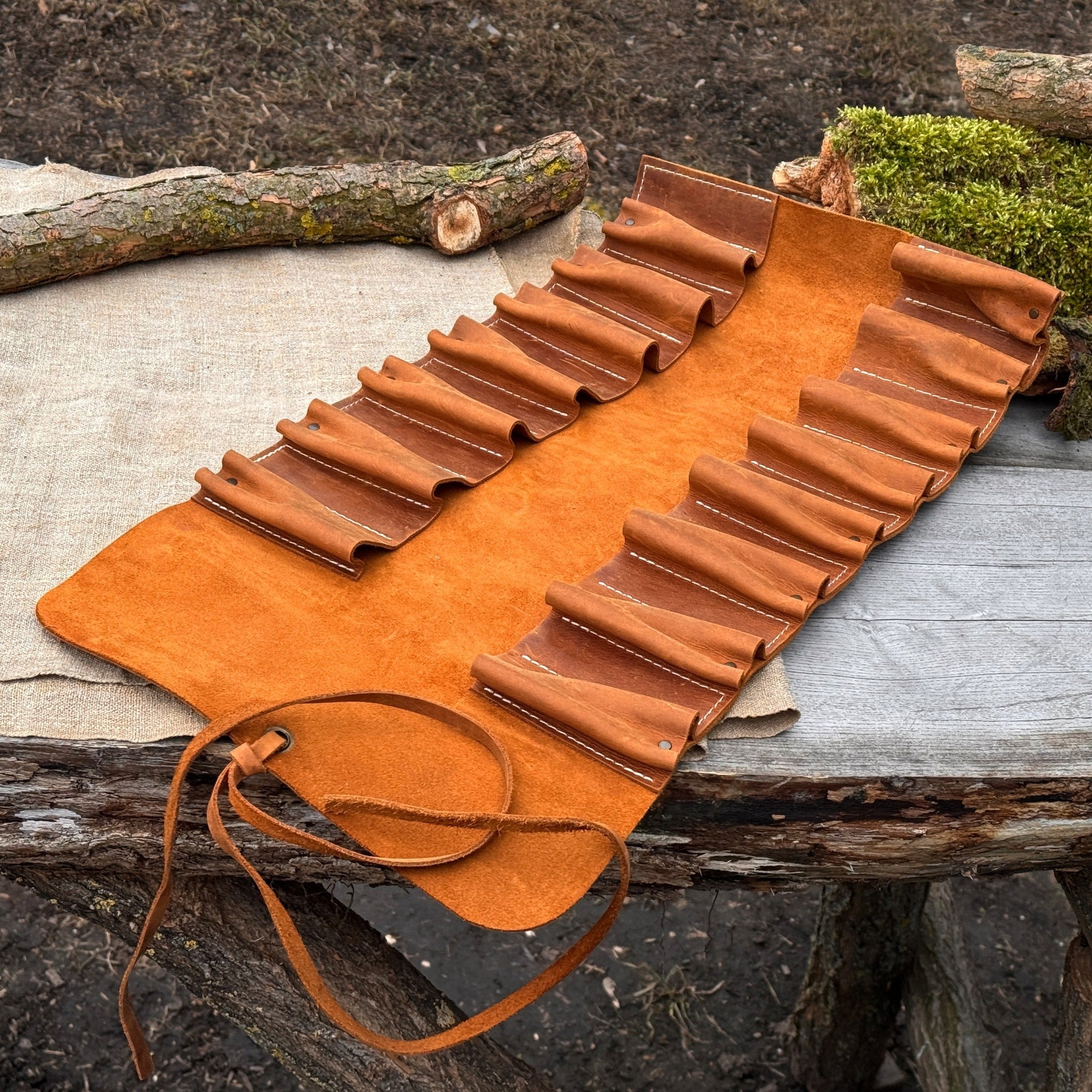 Rouleau à outils en cuir, noir