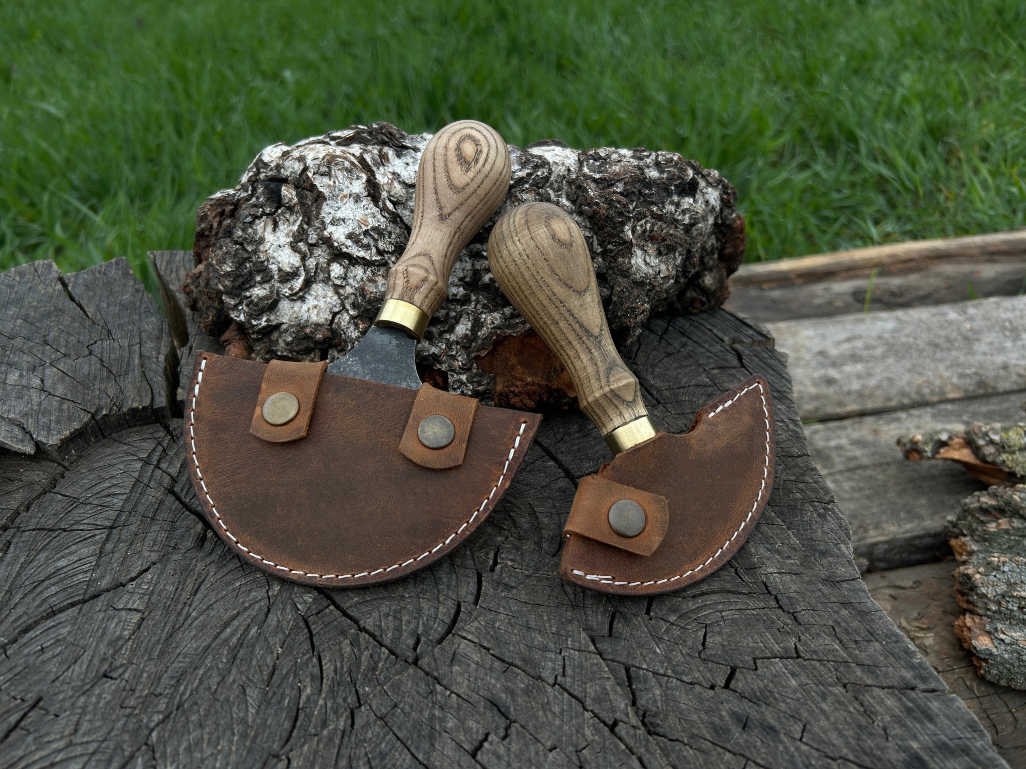 2 - Piece Rounded Leather Knife Set - 2