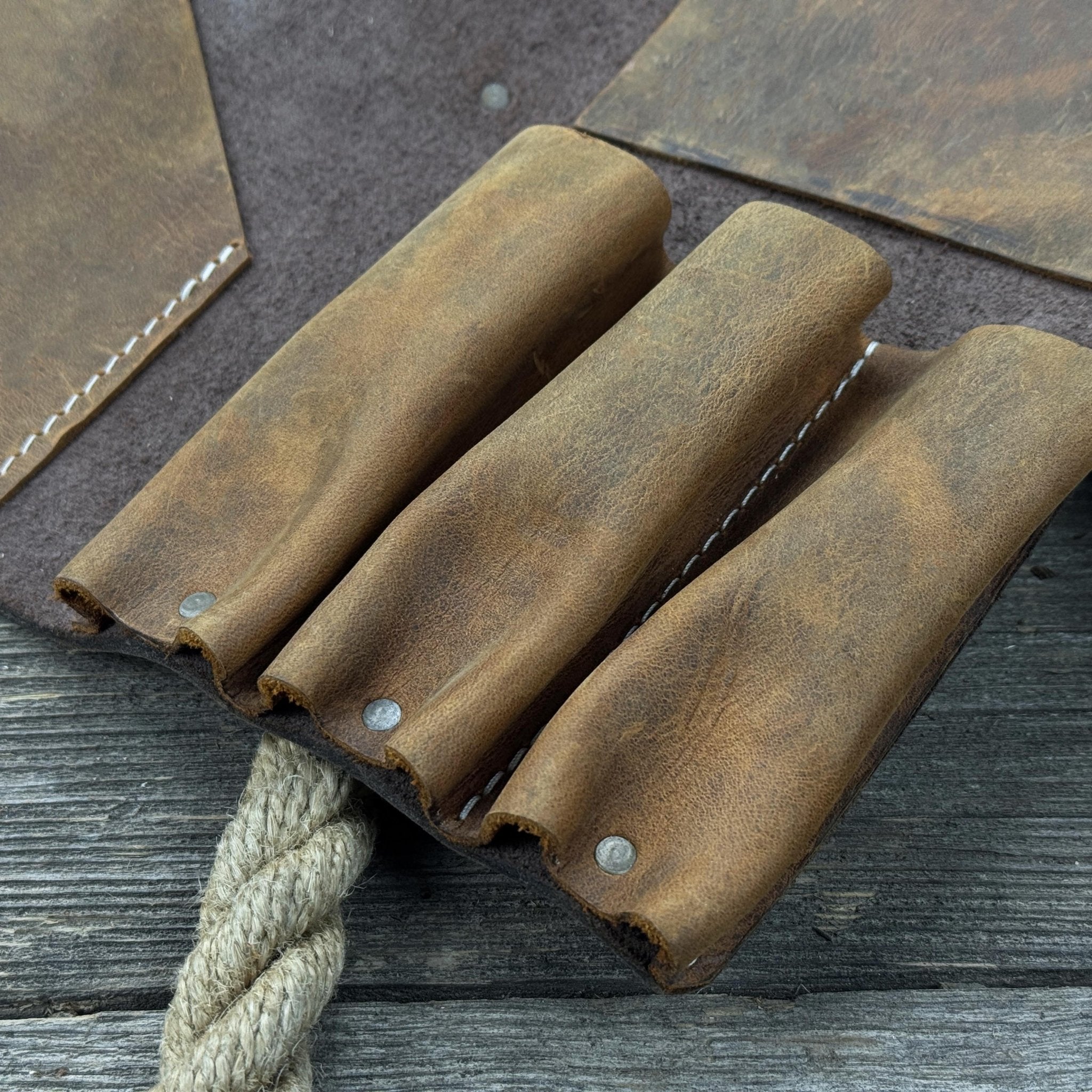 4 Pocket Leather Tool Roll for Carving Tools - 4