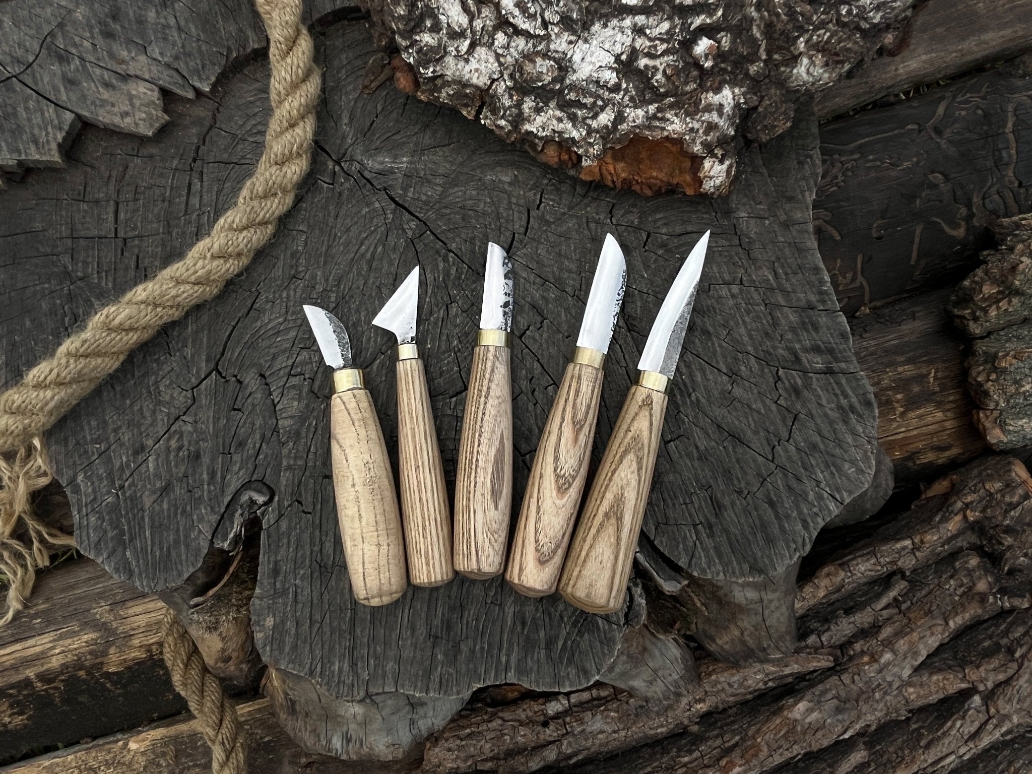 5 - Piece Hand - Forged Wood Carving Knife Set - 1