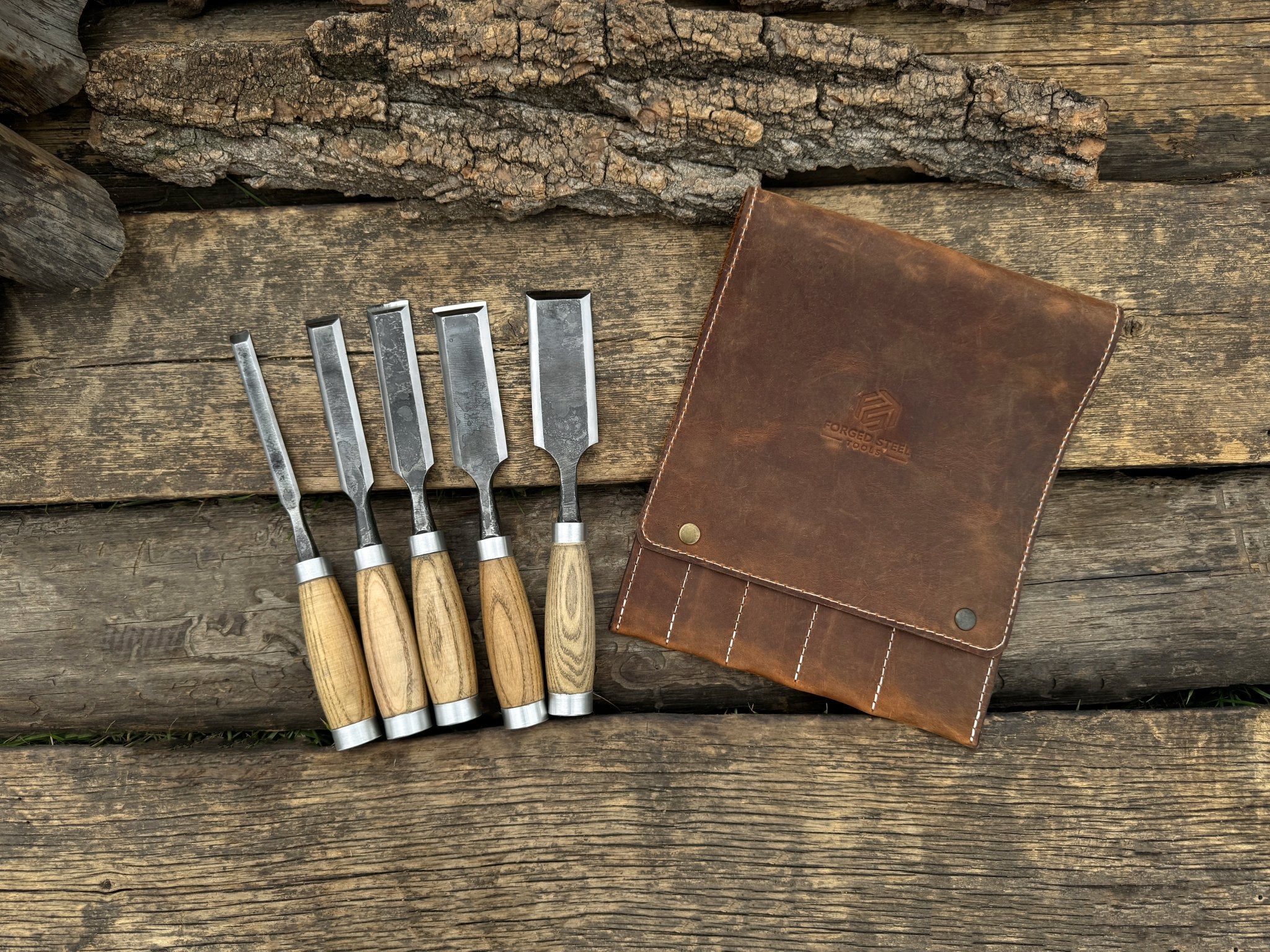 5 - Piece Small Timber Framing Chisel Set with Leather Case - 7