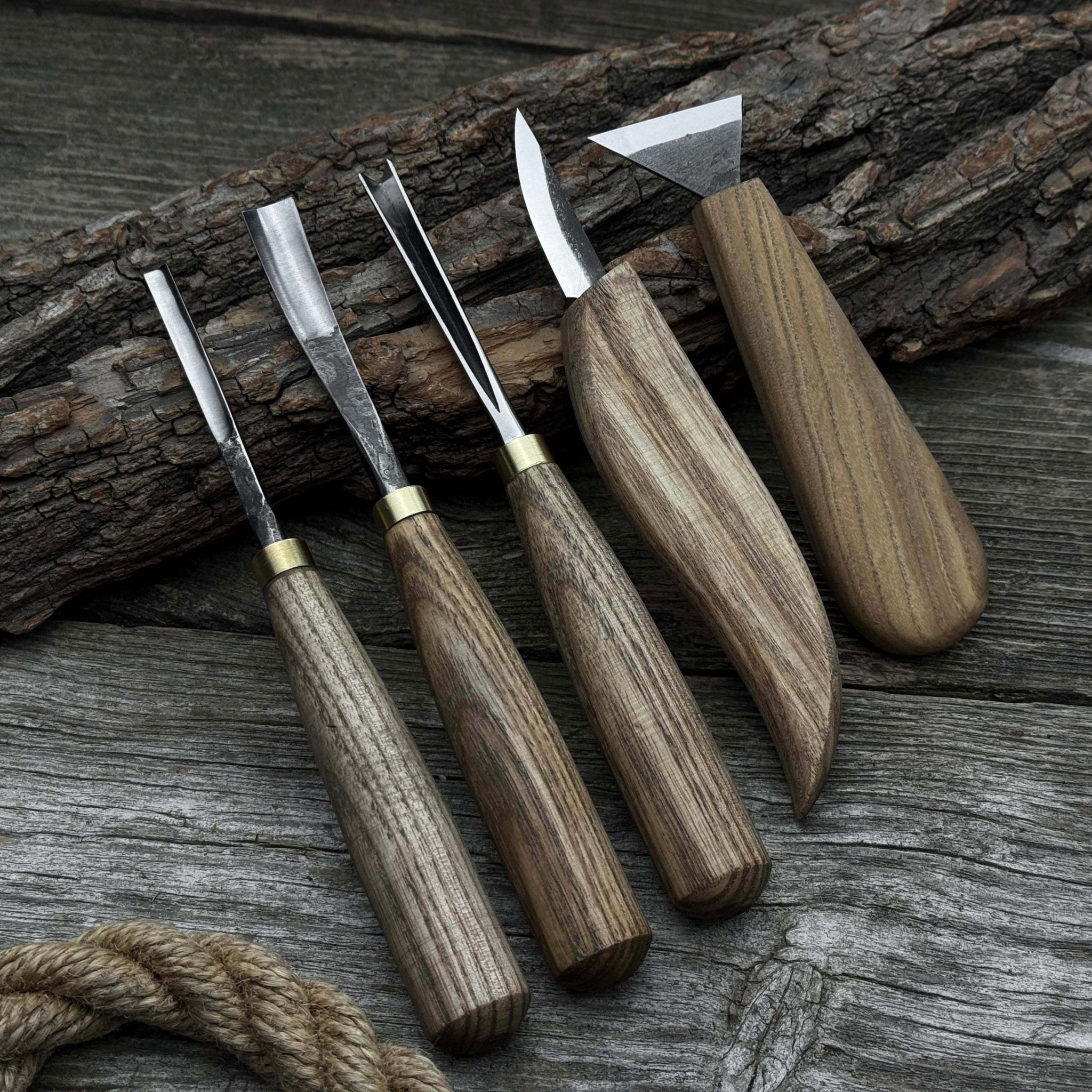 5 - Piece Wood Carving Tool Set – Carving Knives, Chisels & Gouges - 1