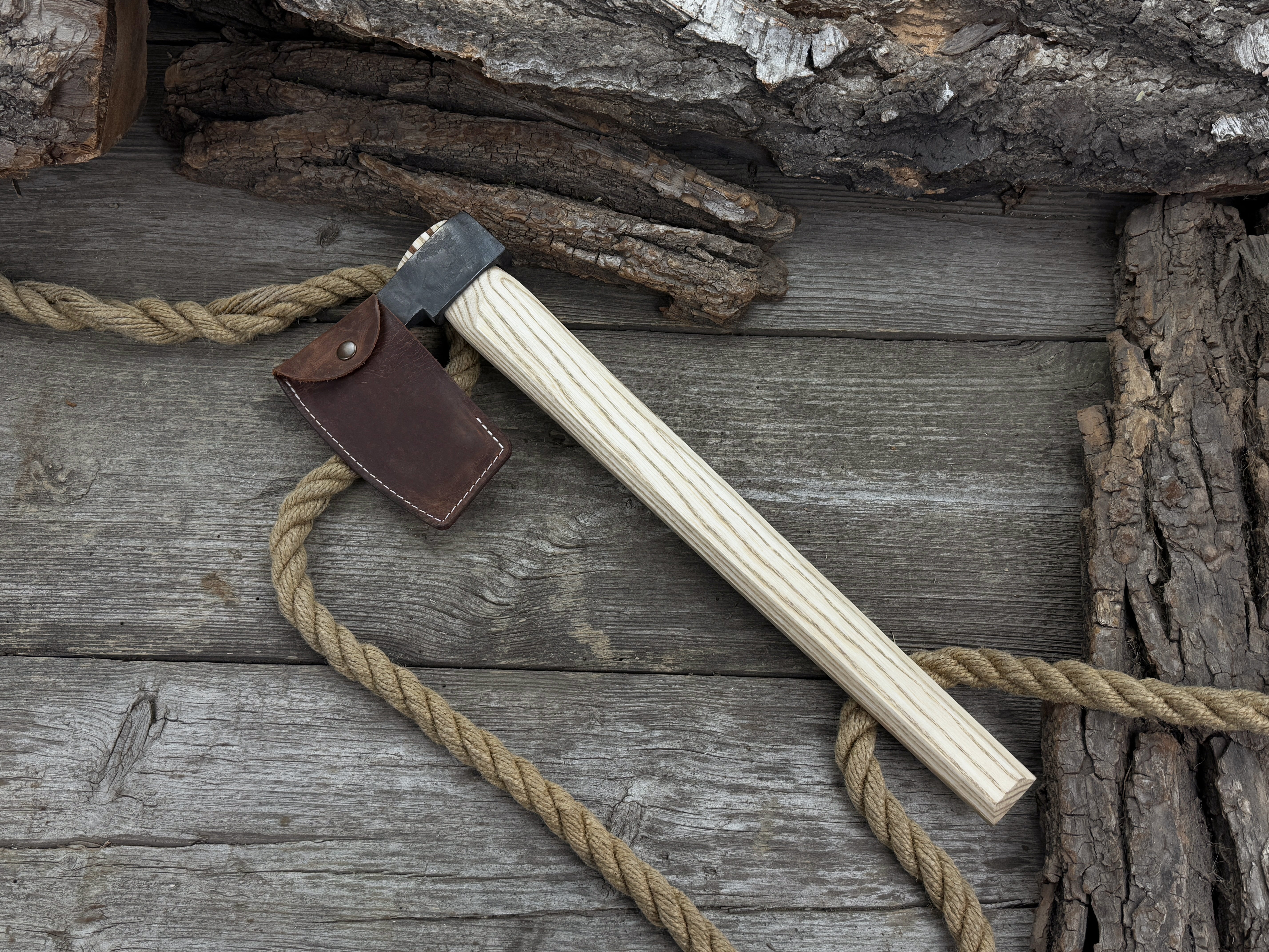 Hand-Forged Carpenter's Axe with Belt Loop, 0.84 kg (1.85 lb)