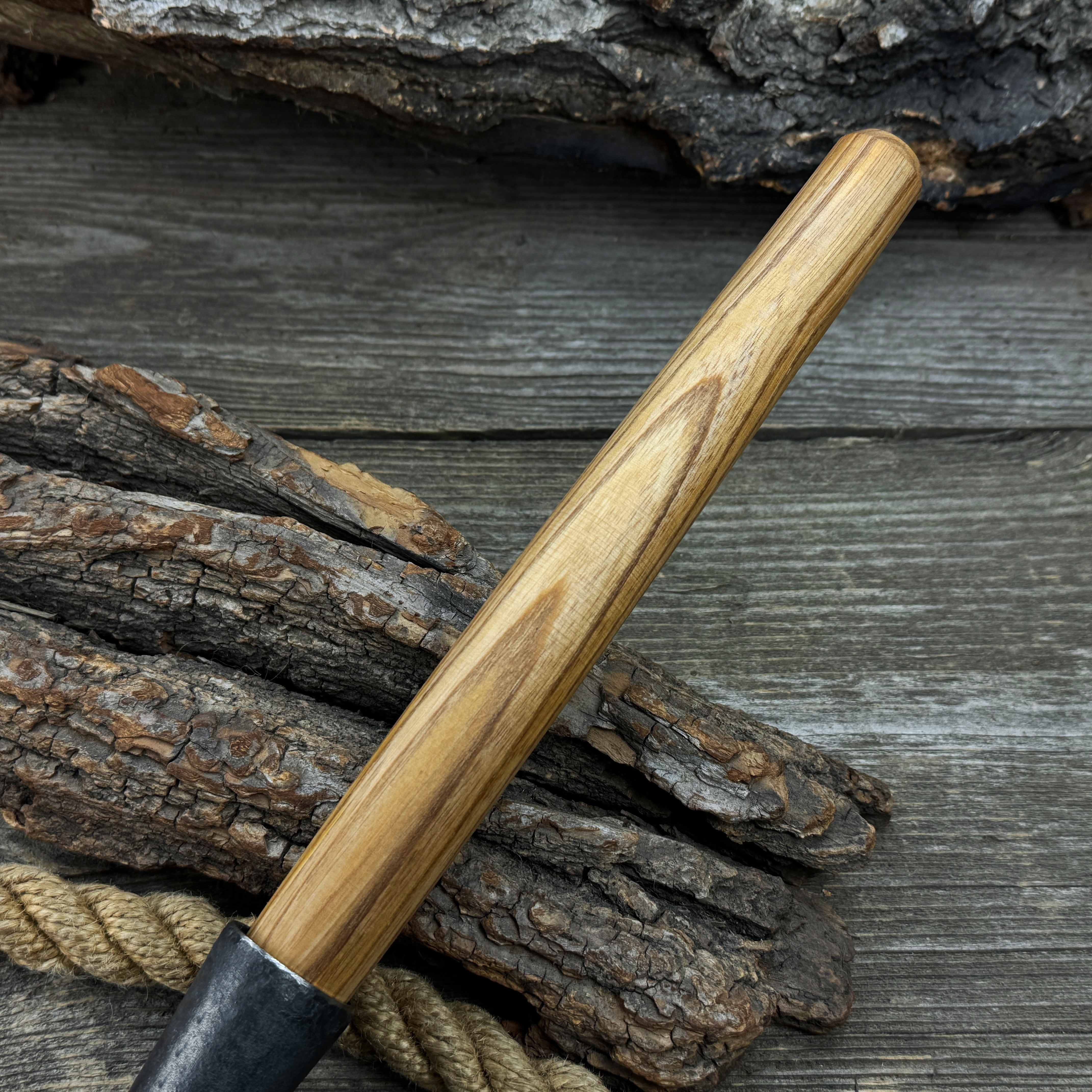 Fishtail Timber Slick Chisel with Angled Handle – 20 to 80 mm (0.8–3.15 Inches)