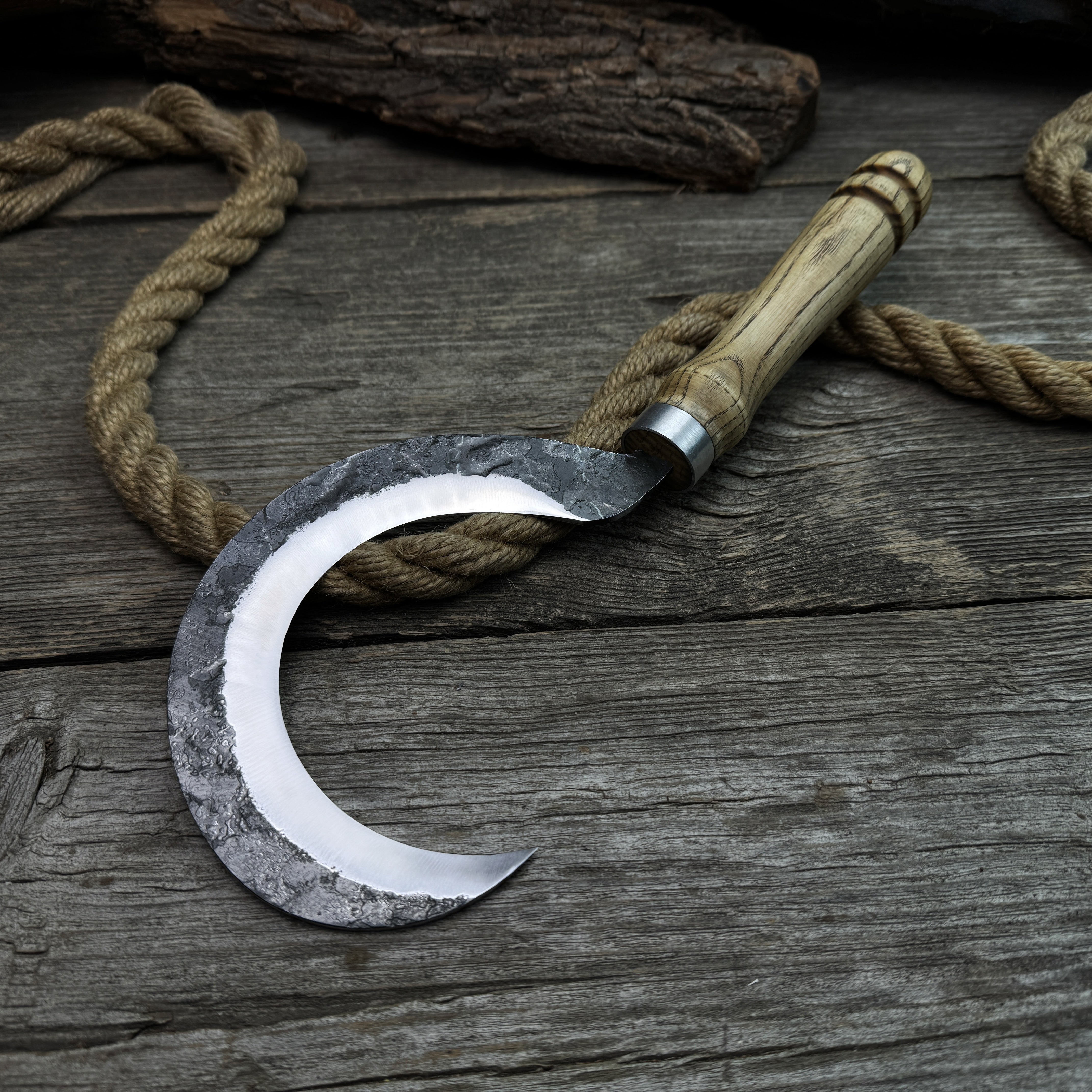Handgeschmiedete kleine Sichel, ⌀9 cm (3,54 Zoll)