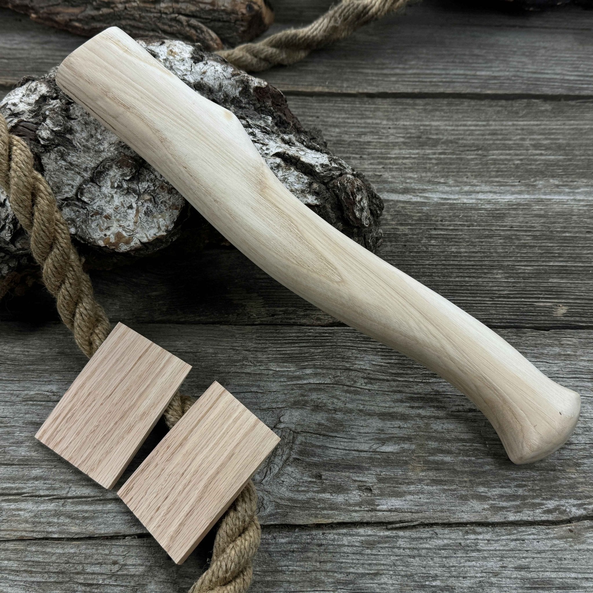 Ash Wood Axe Handle with Red Oak Wedges, 31 cm (12.2 inches) - 7