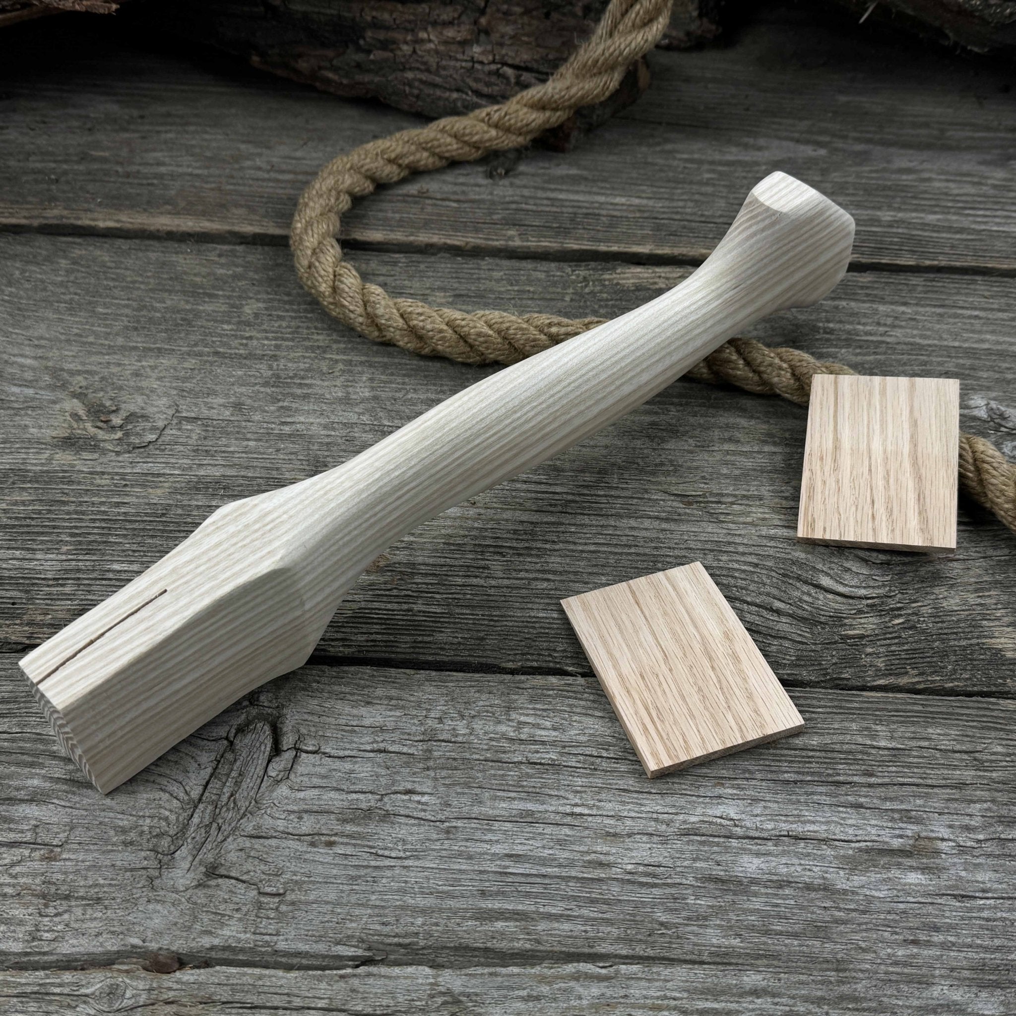 Ash Wood Axe Handle with Red Oak Wedges, 33 cm (12.99 inches) - 2