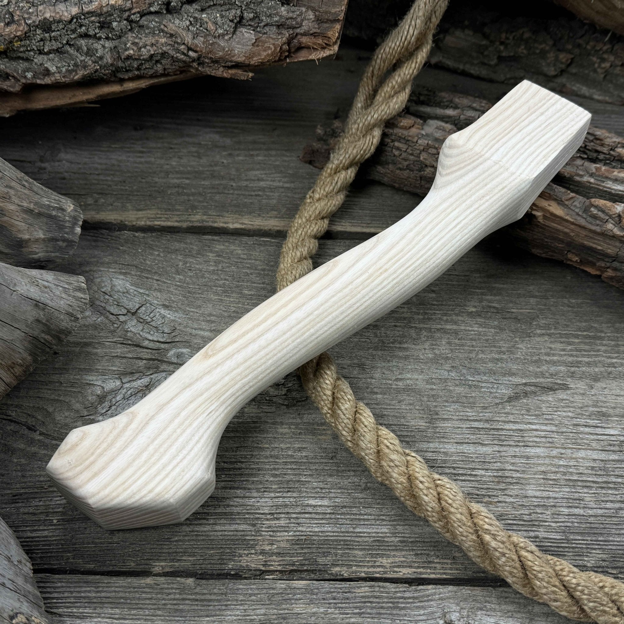 Ash Wood Axe Handle with Red Oak Wedges, 33 cm (12.99 inches) - 7