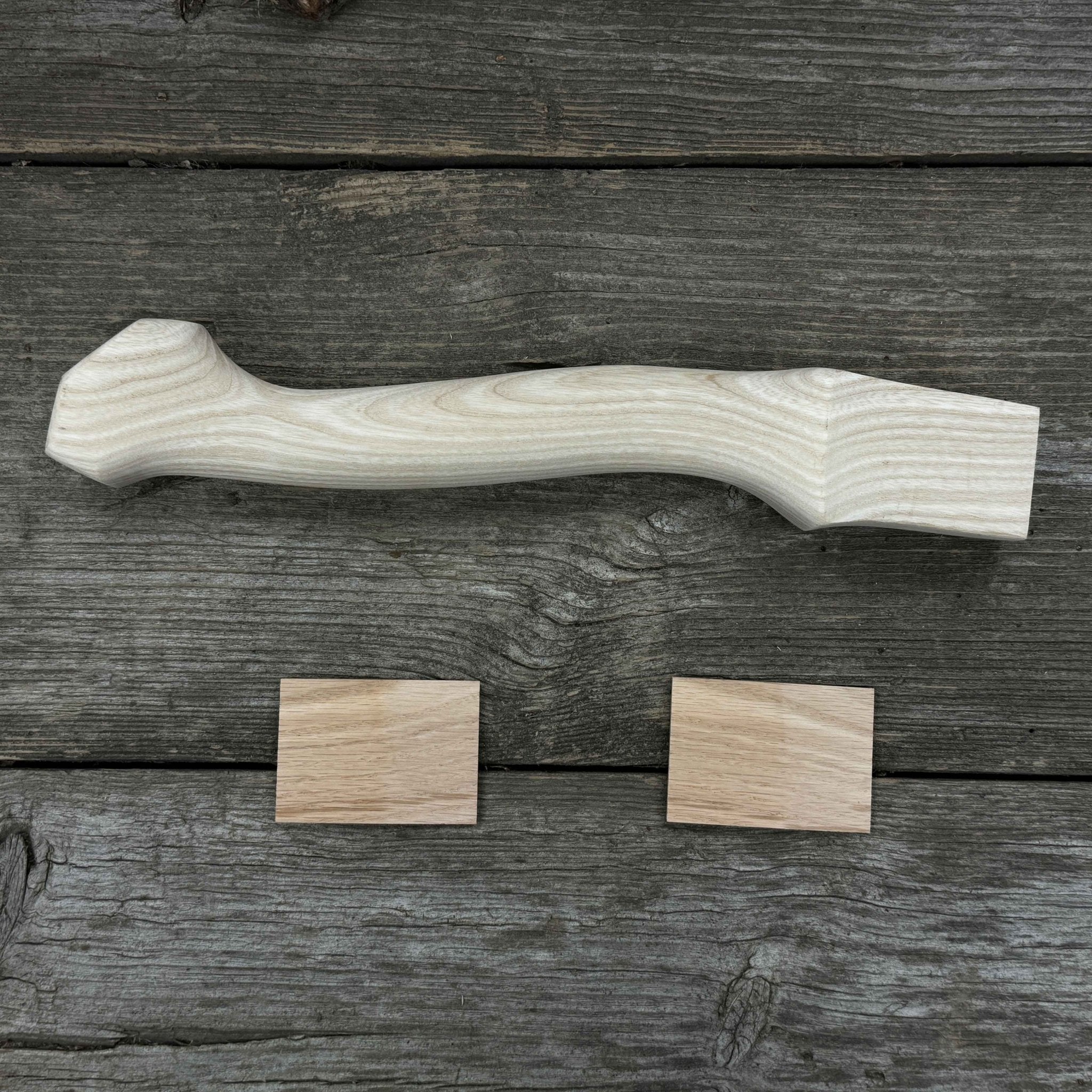 Ash Wood Axe Handle with Red Oak Wedges, 33 cm (12.99 inches) - 9