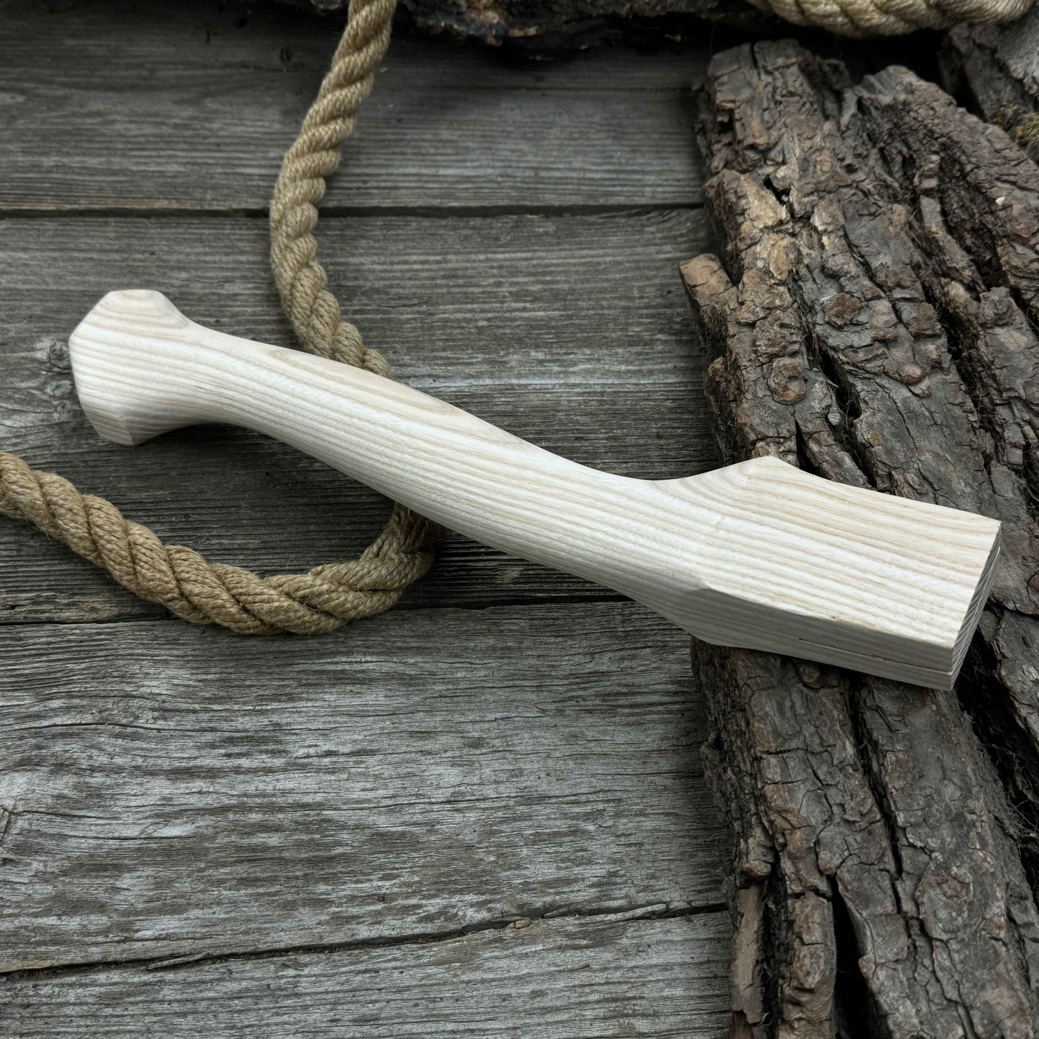Ash Wood Axe Handle with Red Oak Wedges, 33 cm (12.99 inches) - 5