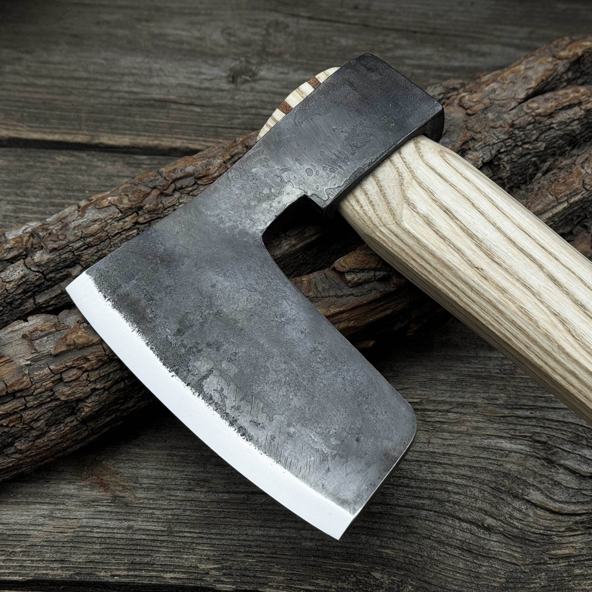 Carpenter’s Axe with Leather Shoulder Sheath, 0.84 kg (1.85 lb) - 3