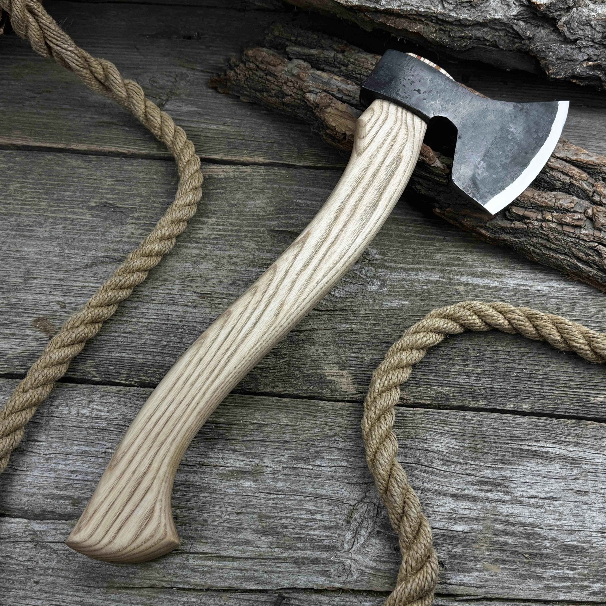 Chopping Axe with Leather Back Carry Pouch, 1.05 kg (2.2 lb) - 6