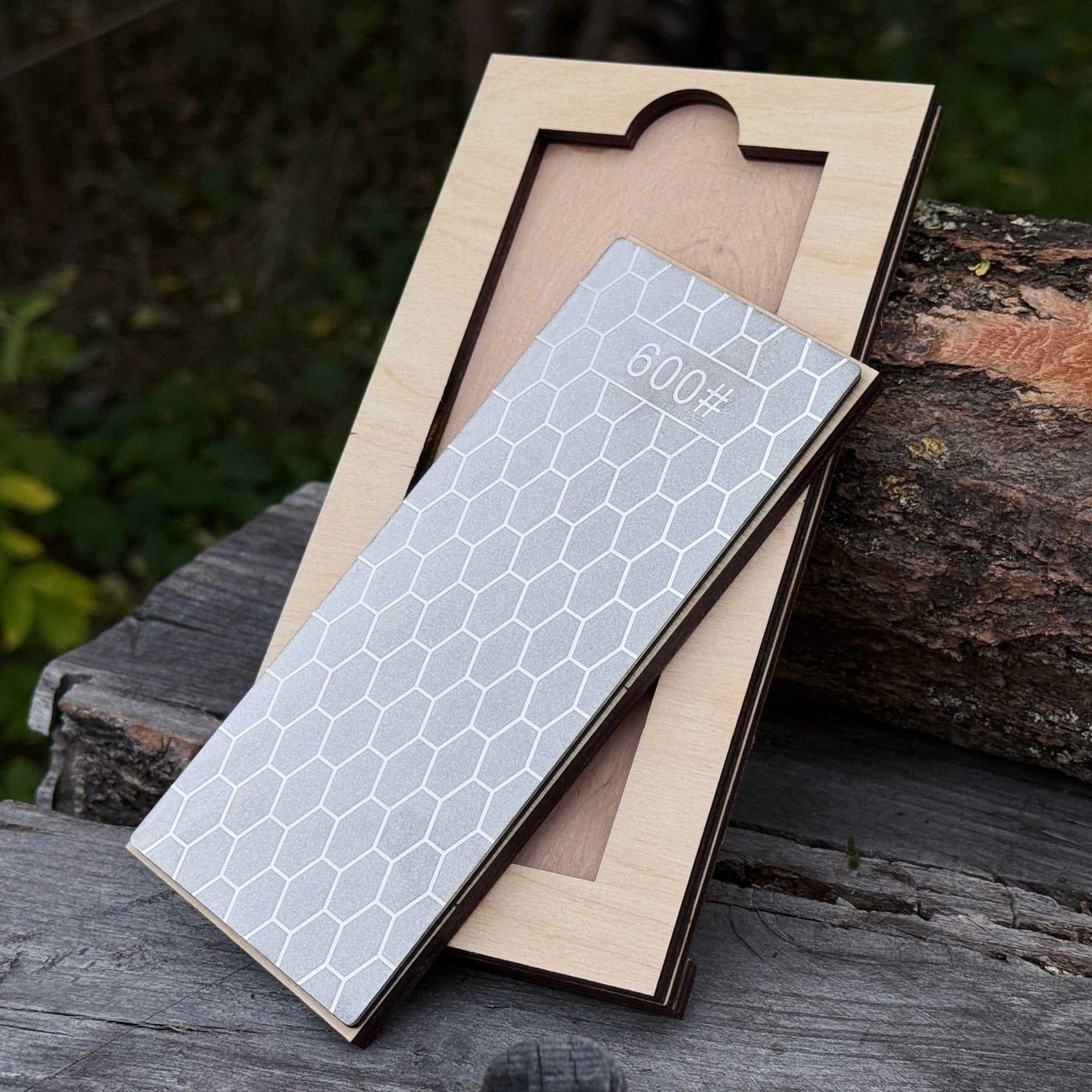 Diamond Sharpening Stone with Wooden Stand – 600 Grit for Knives & Tools - 1