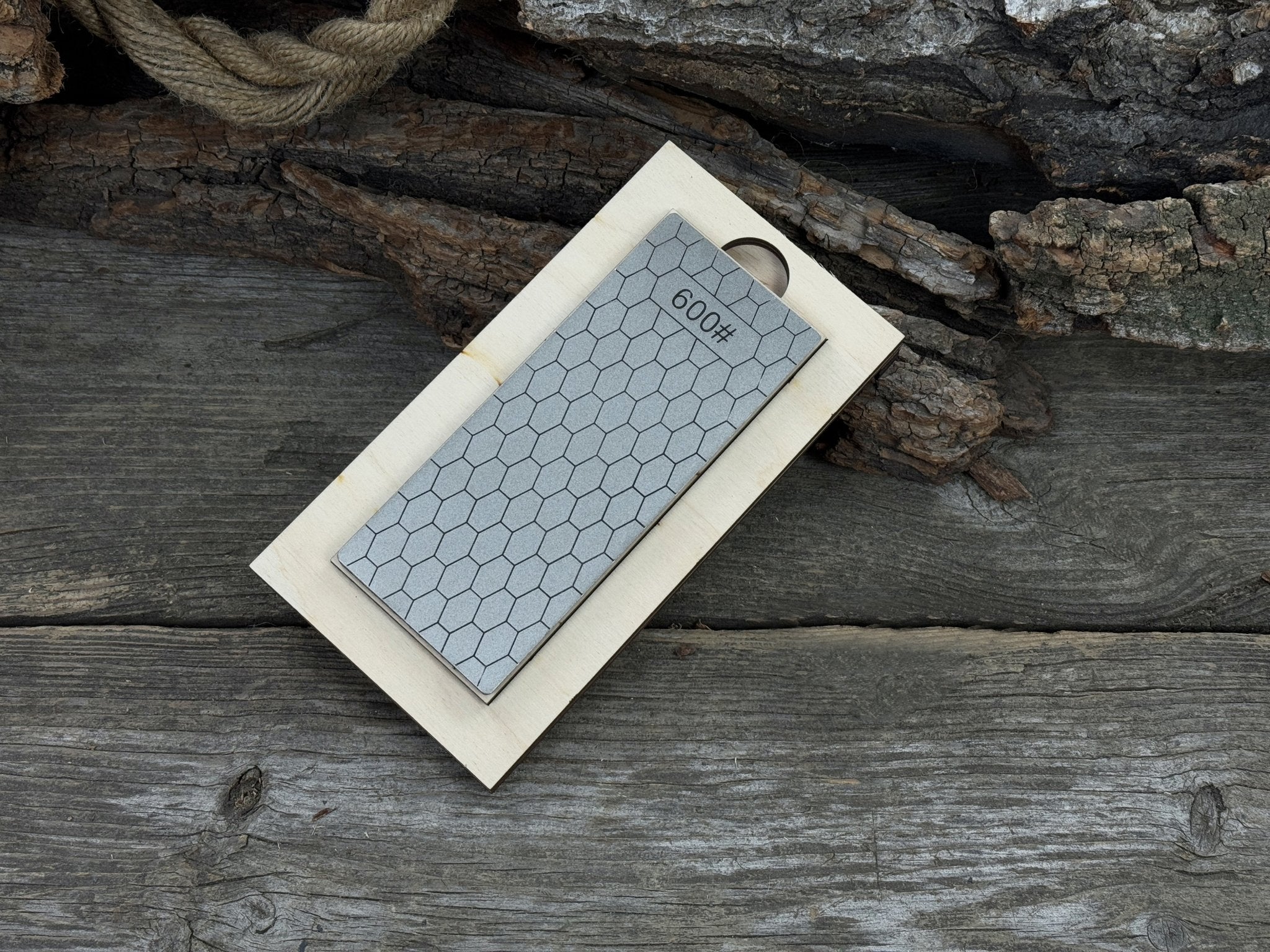 Diamond Sharpening Stone with Wooden Stand – 600 Grit for Knives & Tools - 1