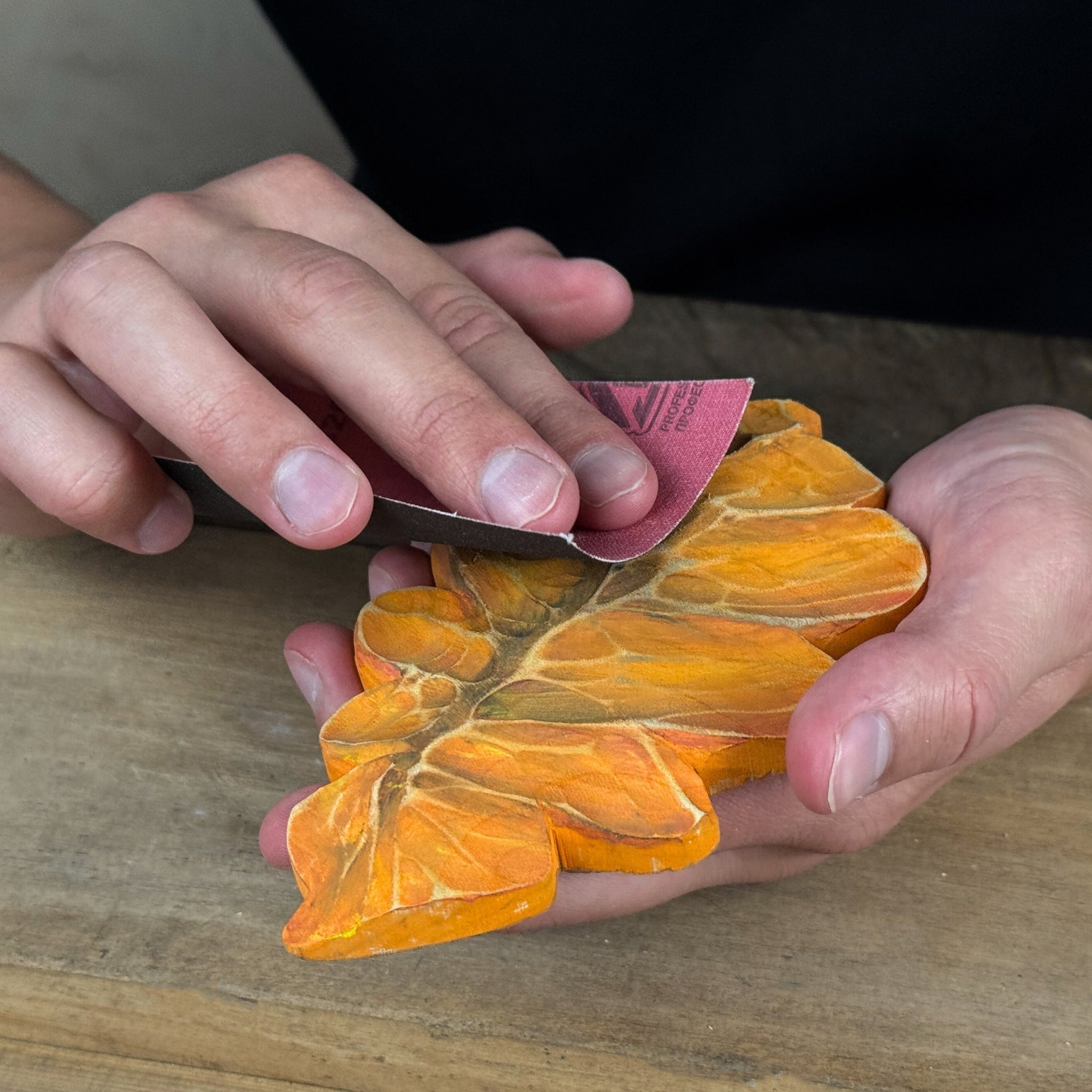 DIY Oak Leaf Carving and Painting Kit - 9