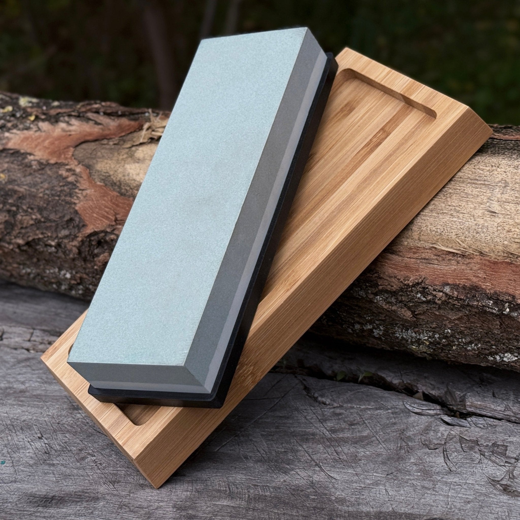 Double - Sided Sharpening Stone with Optional Wooden Stand – Grit 400 / 1000 - 9