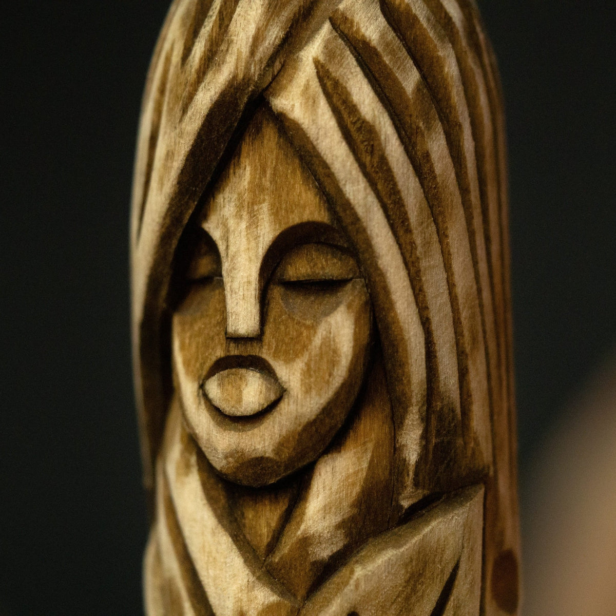 Eir Wooden Figurine – 14 cm (5.7 inch) Hand-Carved Norse Goddess of Healing - 12