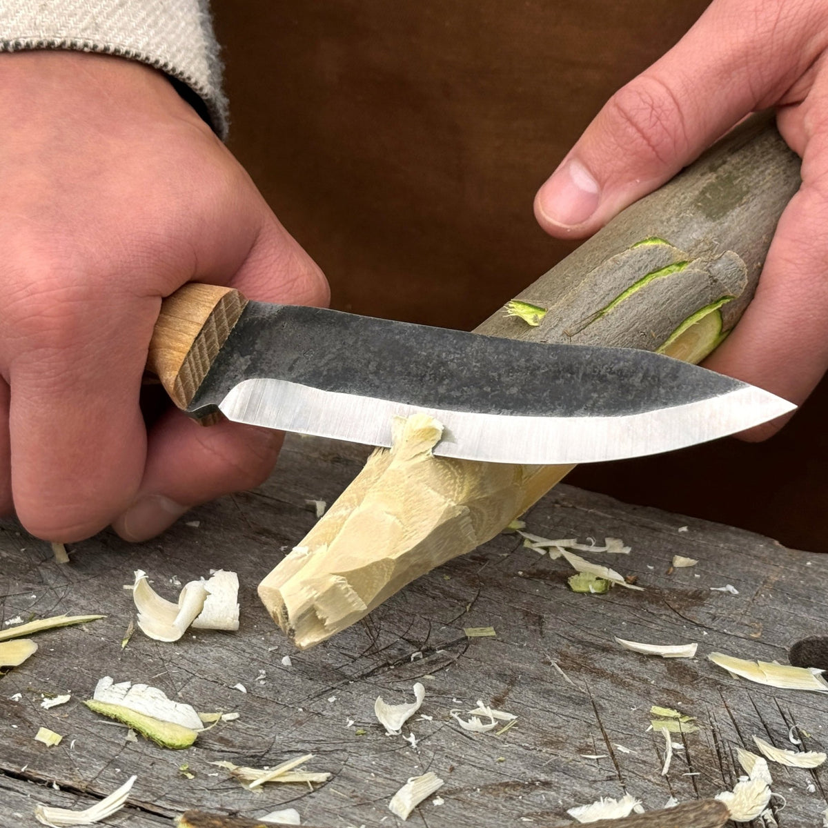 Hand-Forged Bushcraft Knife, 10 cm (3.9 in) Blade with Leather Sheath - 5
