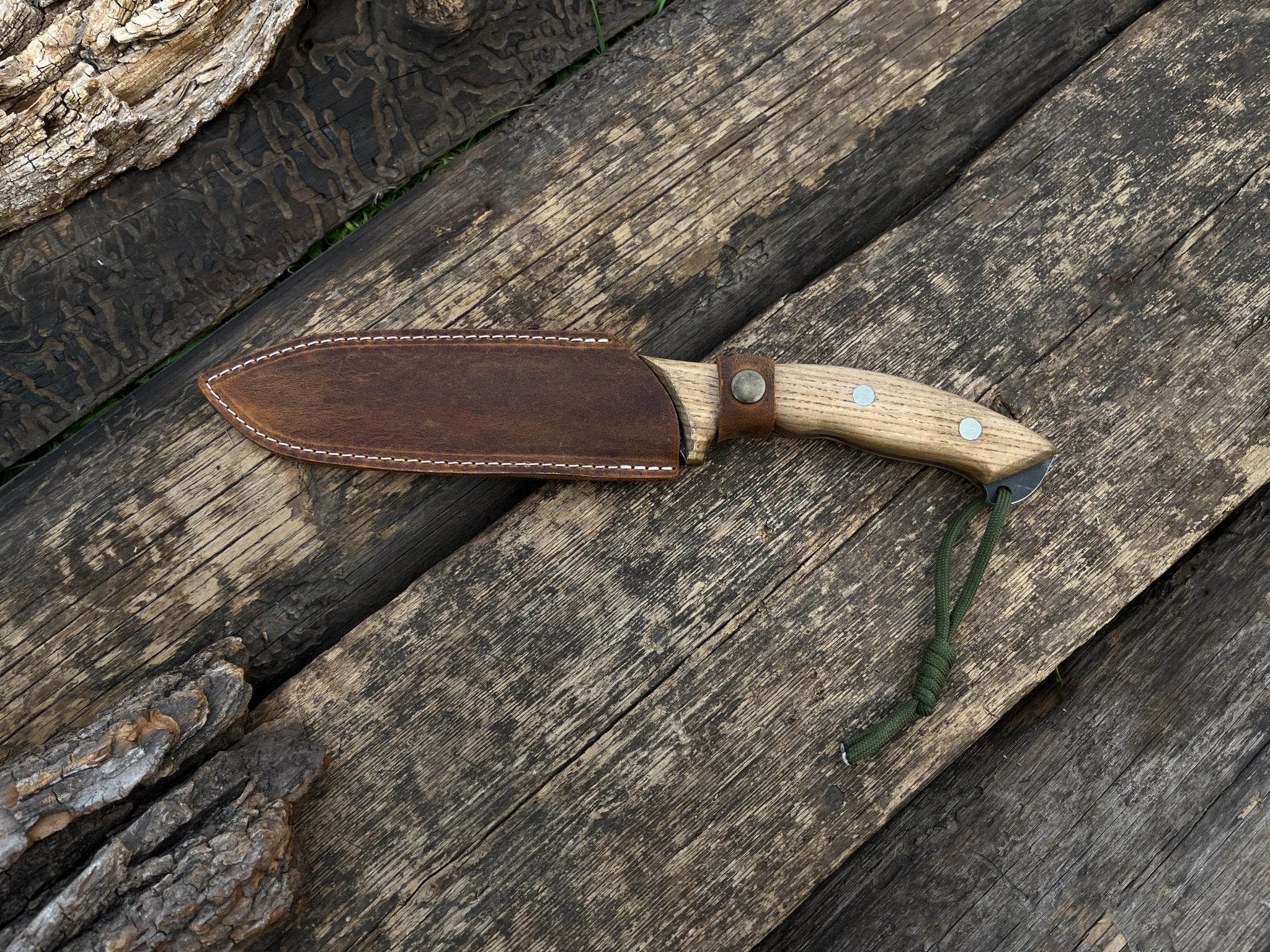 Hand - Forged Bushcraft Knife, 15.5 cm (6.1 inches) with leather sheath - 3