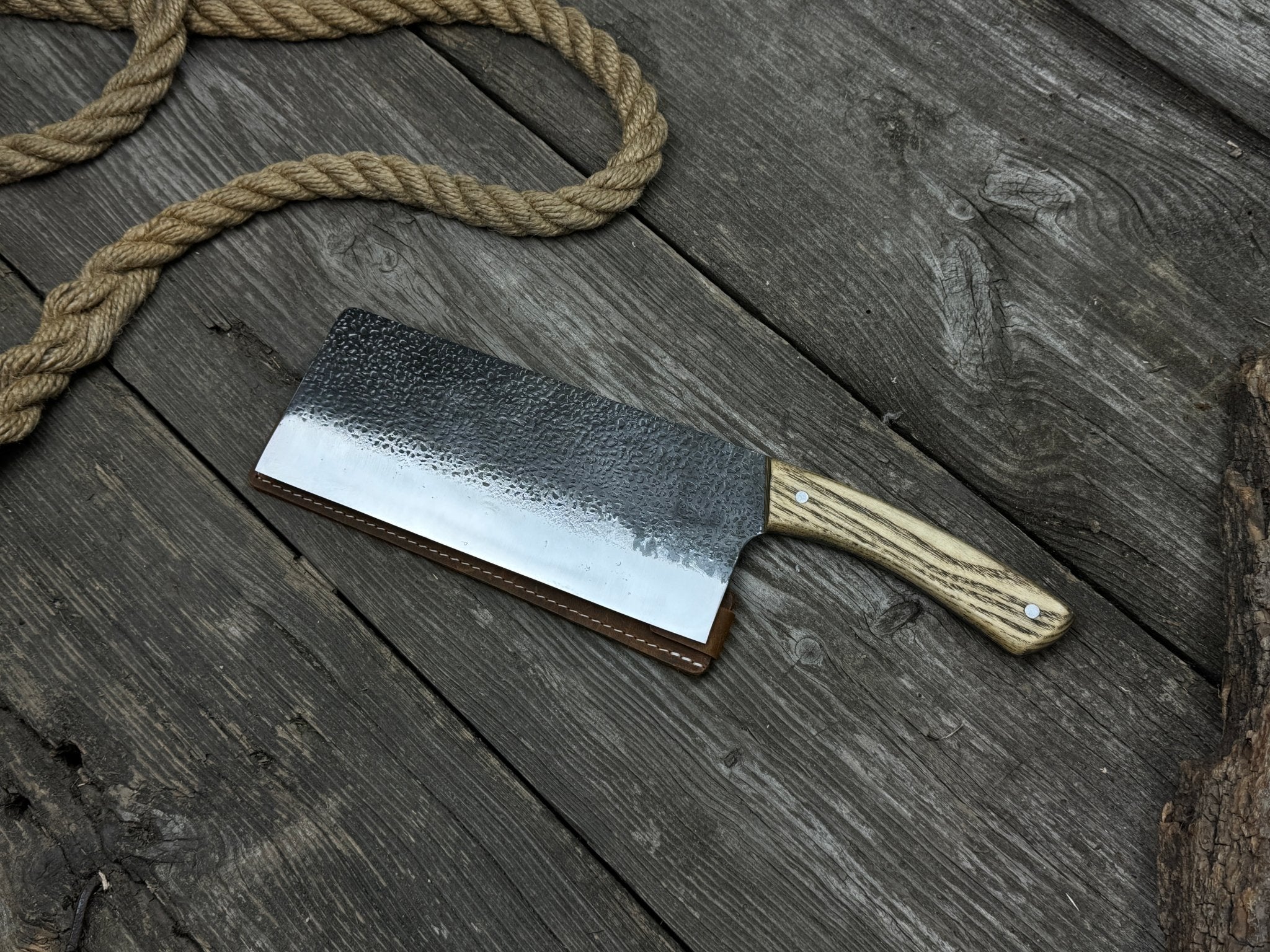 Hand - Forged Bushcraft Knife, 20.5 cm (8.07 inches) - 4