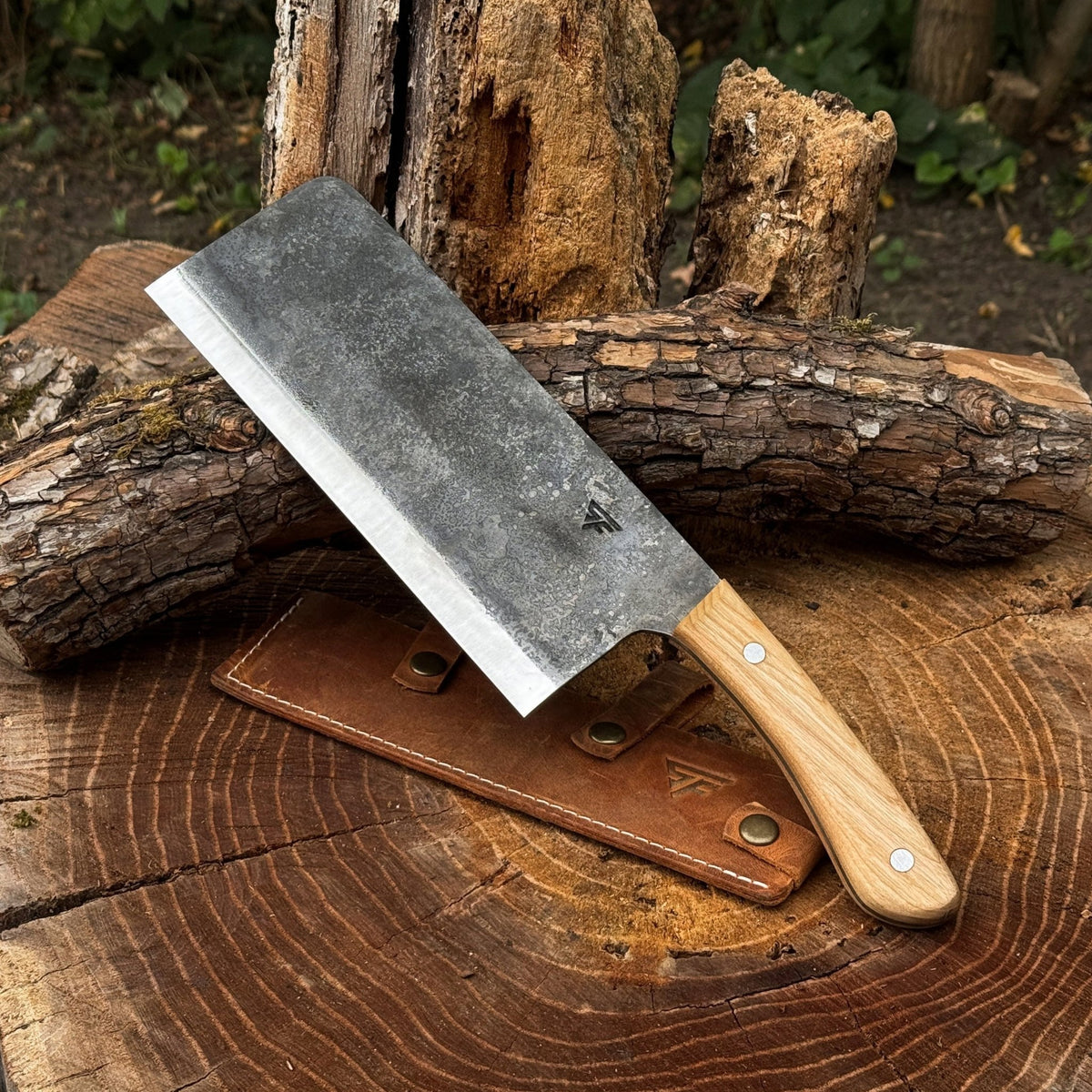 Hand-Forged Bushcraft Knife, 20.5 cm (8.07 inches) - 1