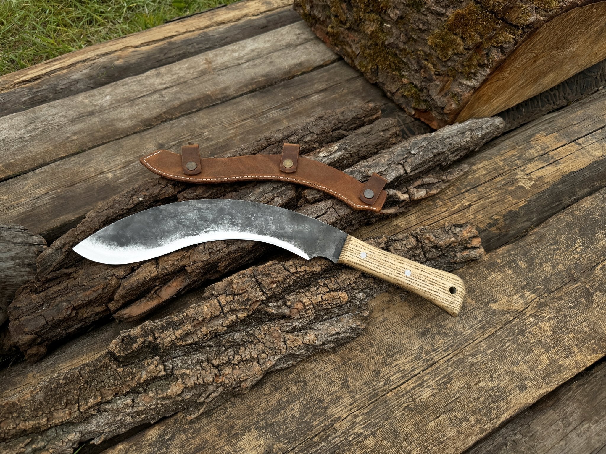 Hand - Forged Bushcraft Knife, 25 cm (9.8 inches) with leather sheath - 6