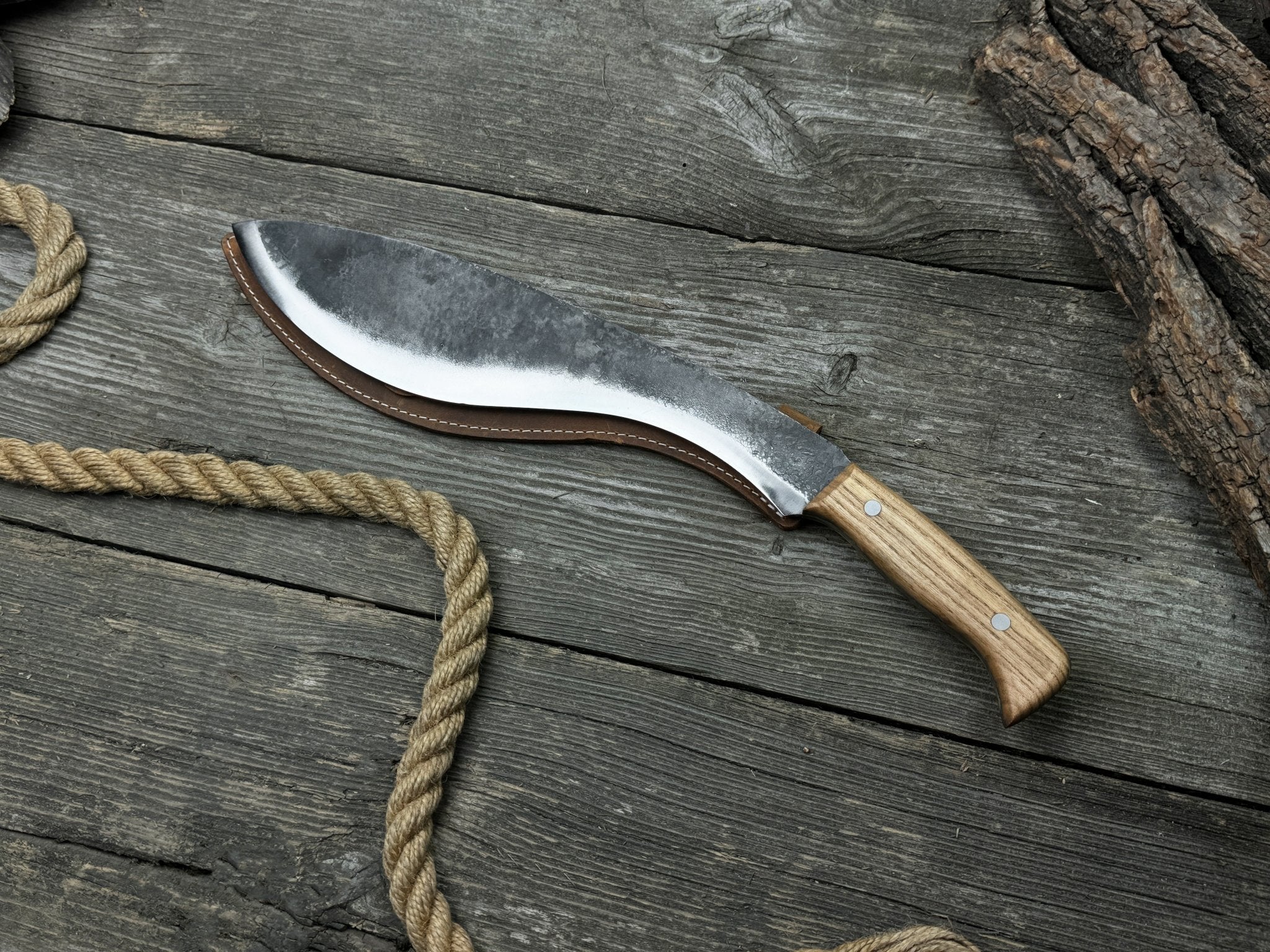 Hand - Forged Bushcraft Knife, 30 cm (11.81 inches) - 2