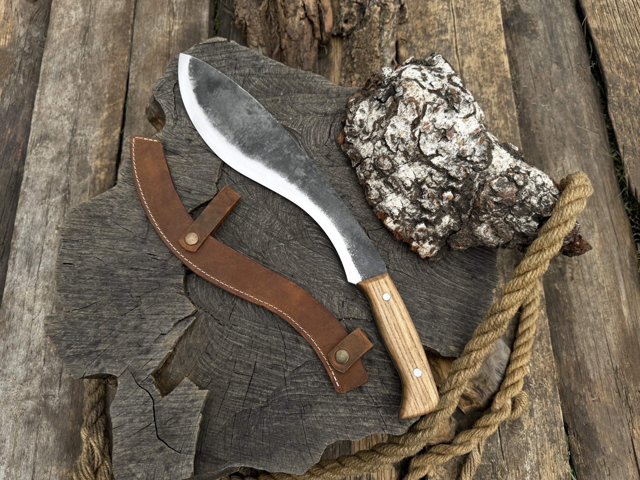 Hand - Forged Bushcraft Knife, 36 cm (14.2 inches) with leather sheath - 9