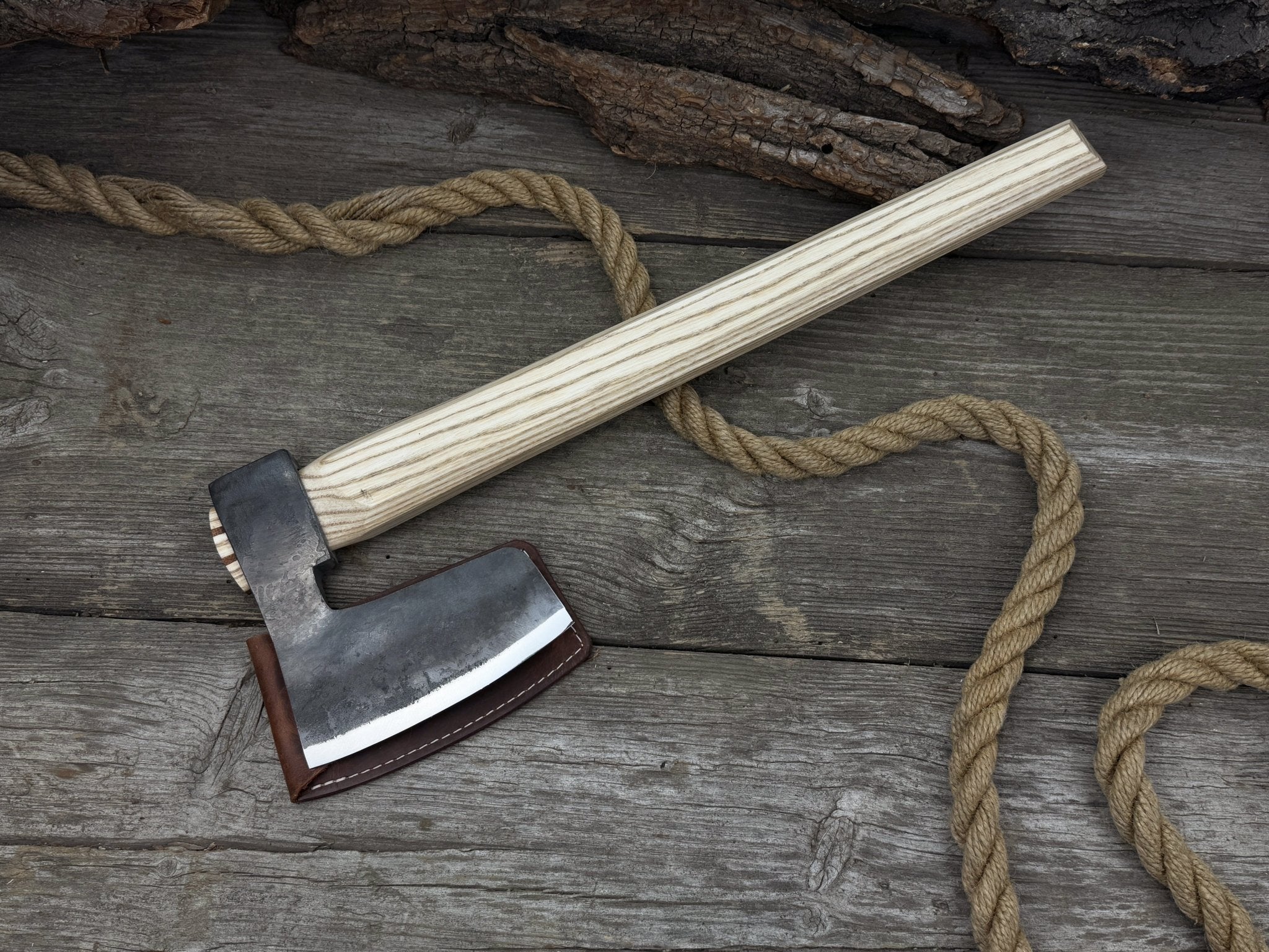 Hand - Forged Carpenter's Axe with Belt Loop, 0.84 kg (1.85 lb) - 7