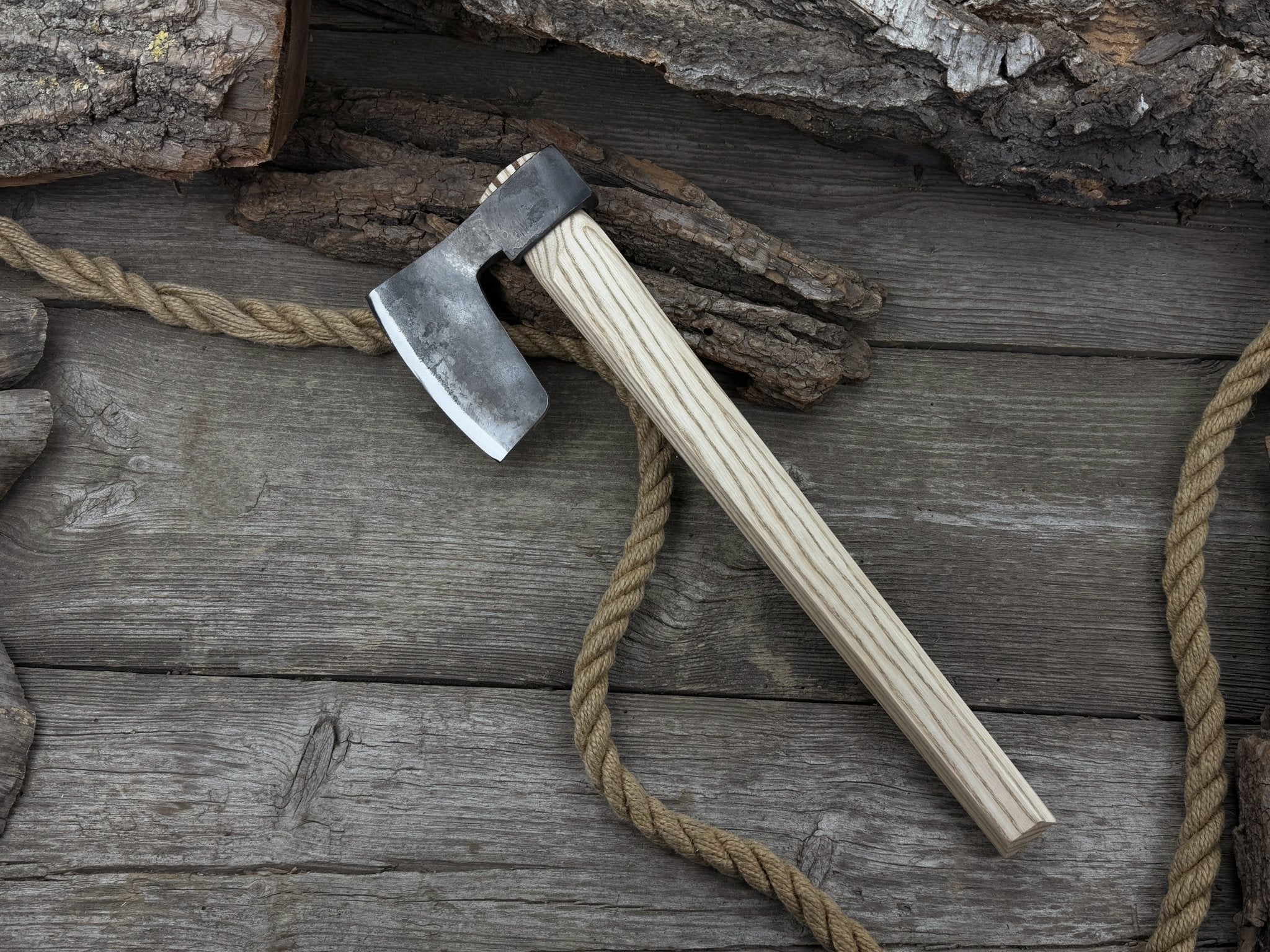 Hand - Forged Carpenter's Axe with Belt Loop, 0.84 kg (1.85 lb) - 6