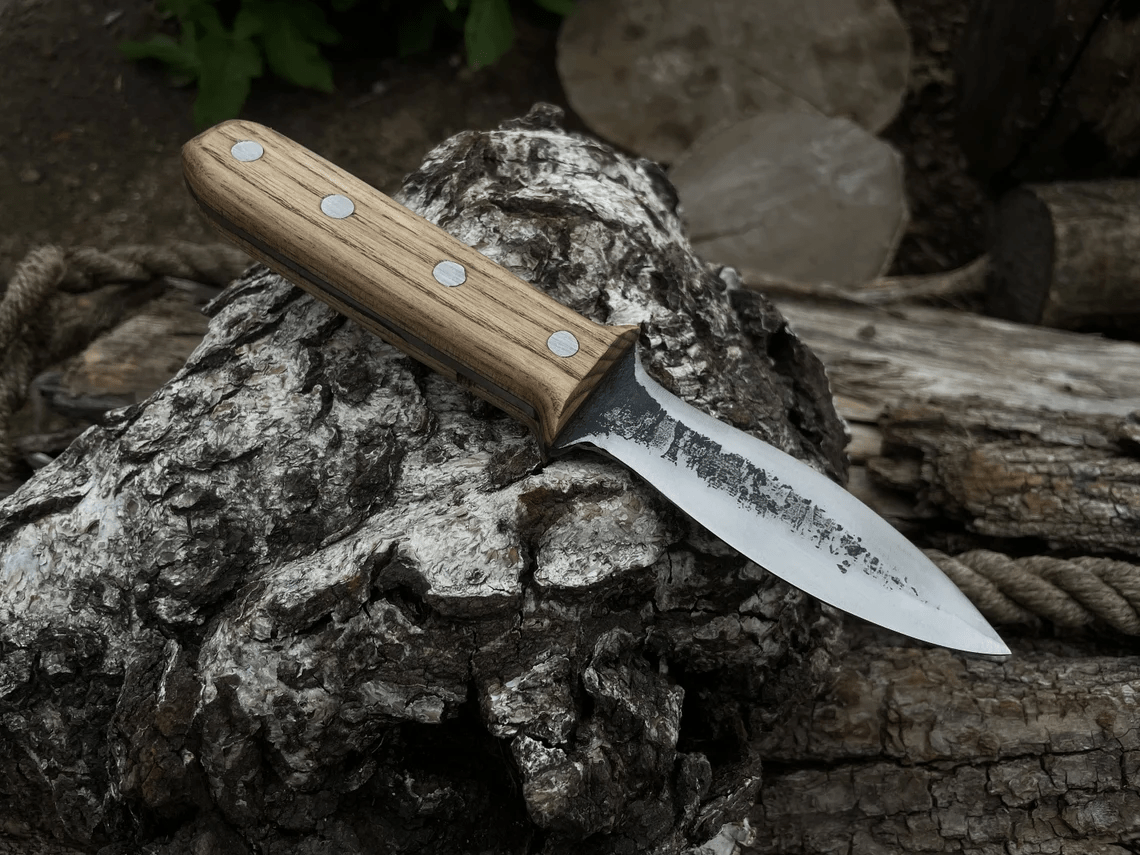 Hand - Forged Double - Edged Blade Bushcraft Knife, 9 cm (3.5 inches) - 4