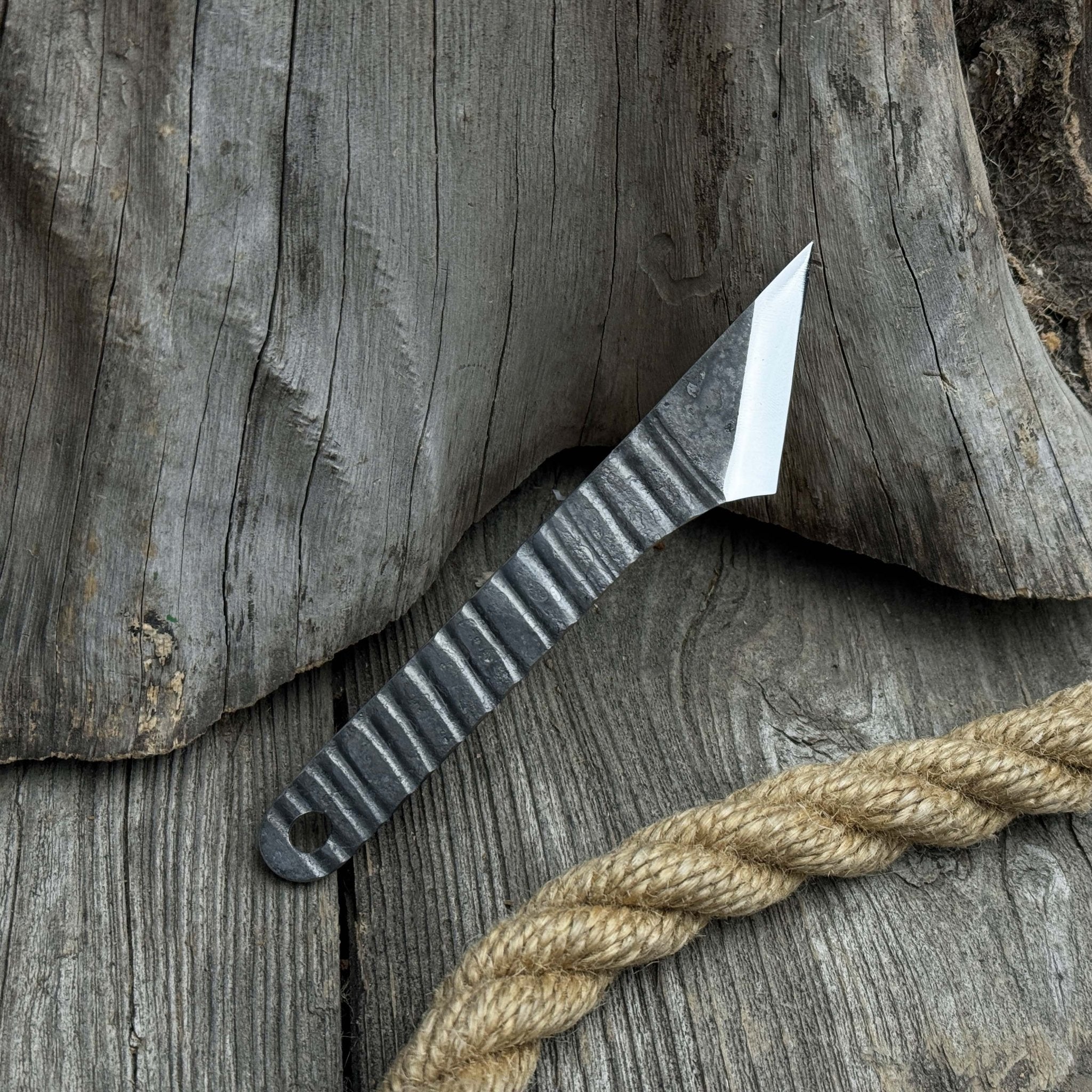 Hand - Forged Kiridashi Knife, 14 cm (5.51 inches) with Leather Sheath - 8