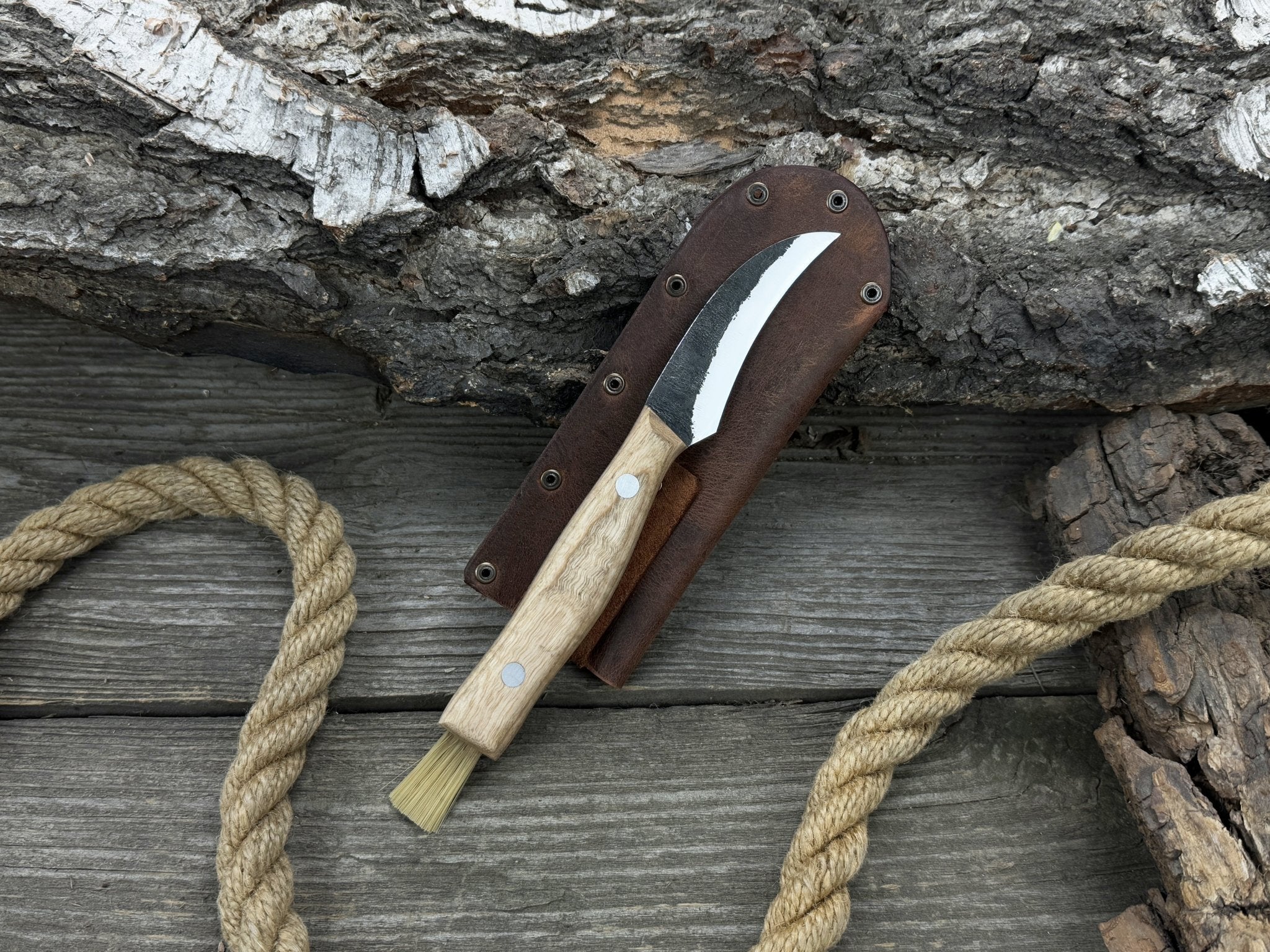 Hand - Forged Knife for Mushroom Foraging, 8 cm (3.15 inches) - 1