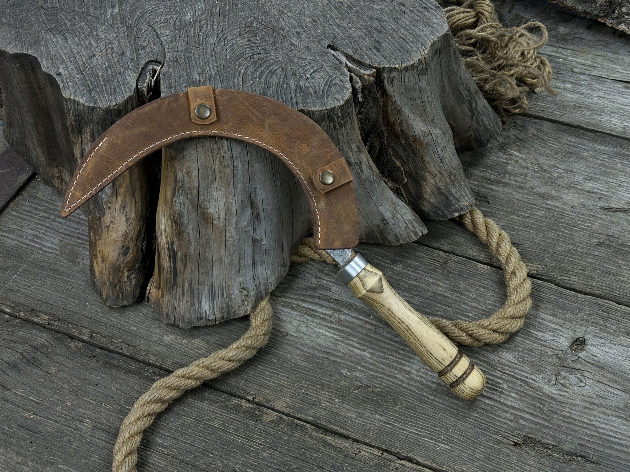 Hand - Forged Large Sickle, ⌀19 cm (7.5 inches) - 2