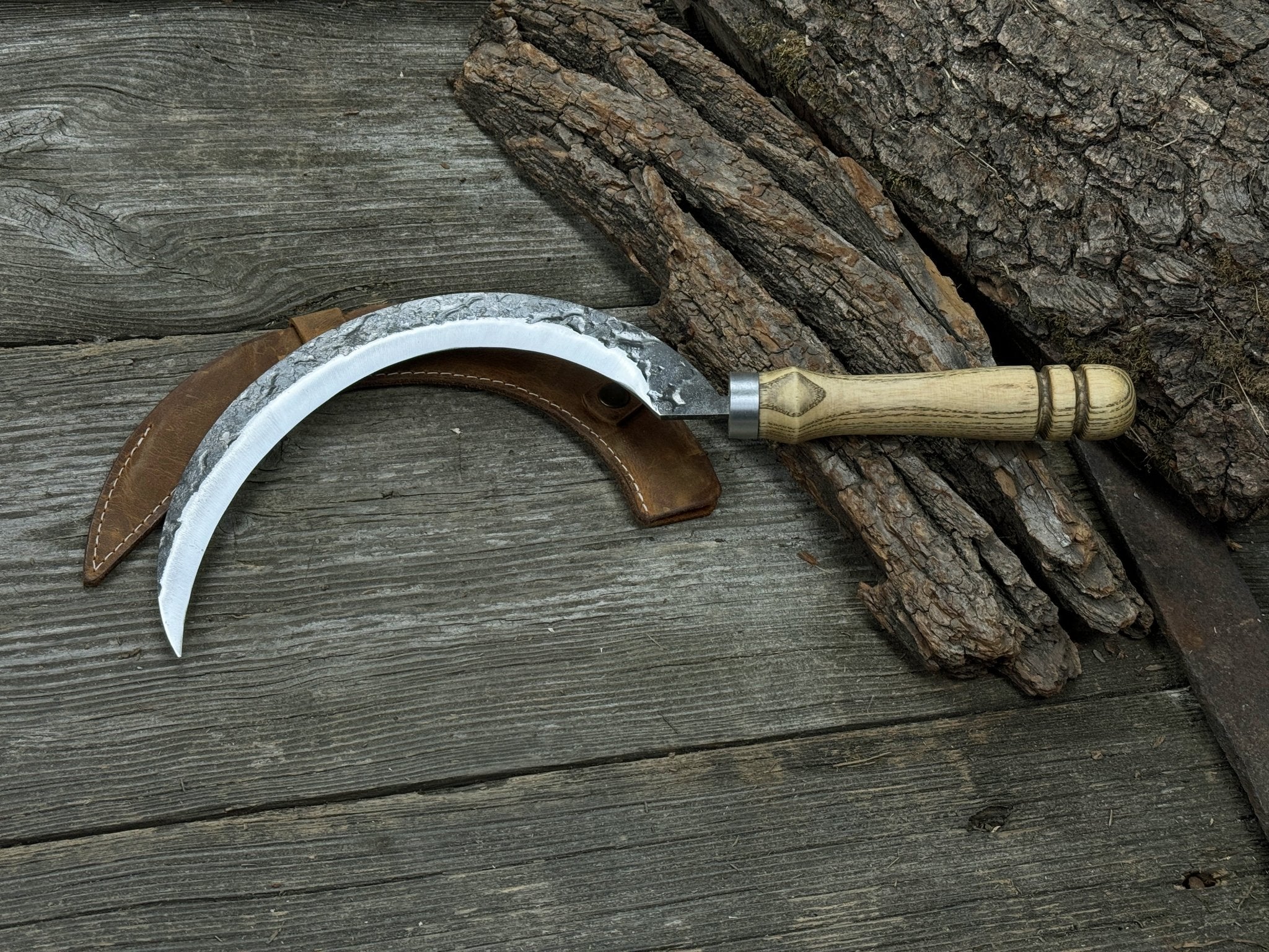 Hand - Forged Large Sickle, ⌀19 cm (7.5 inches) - 3