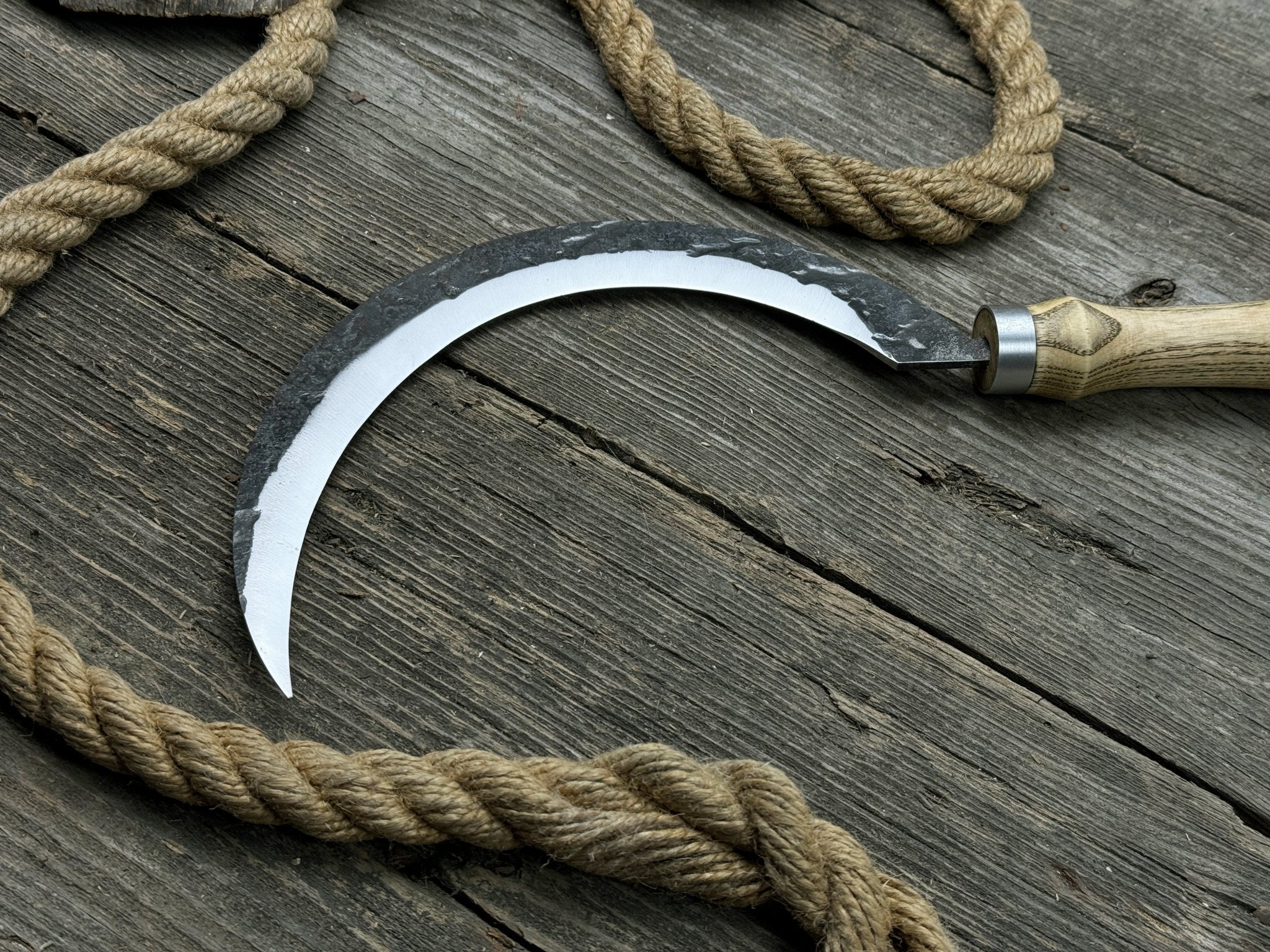 Hand - Forged Large Sickle, ⌀19 cm (7.5 inches) - 4