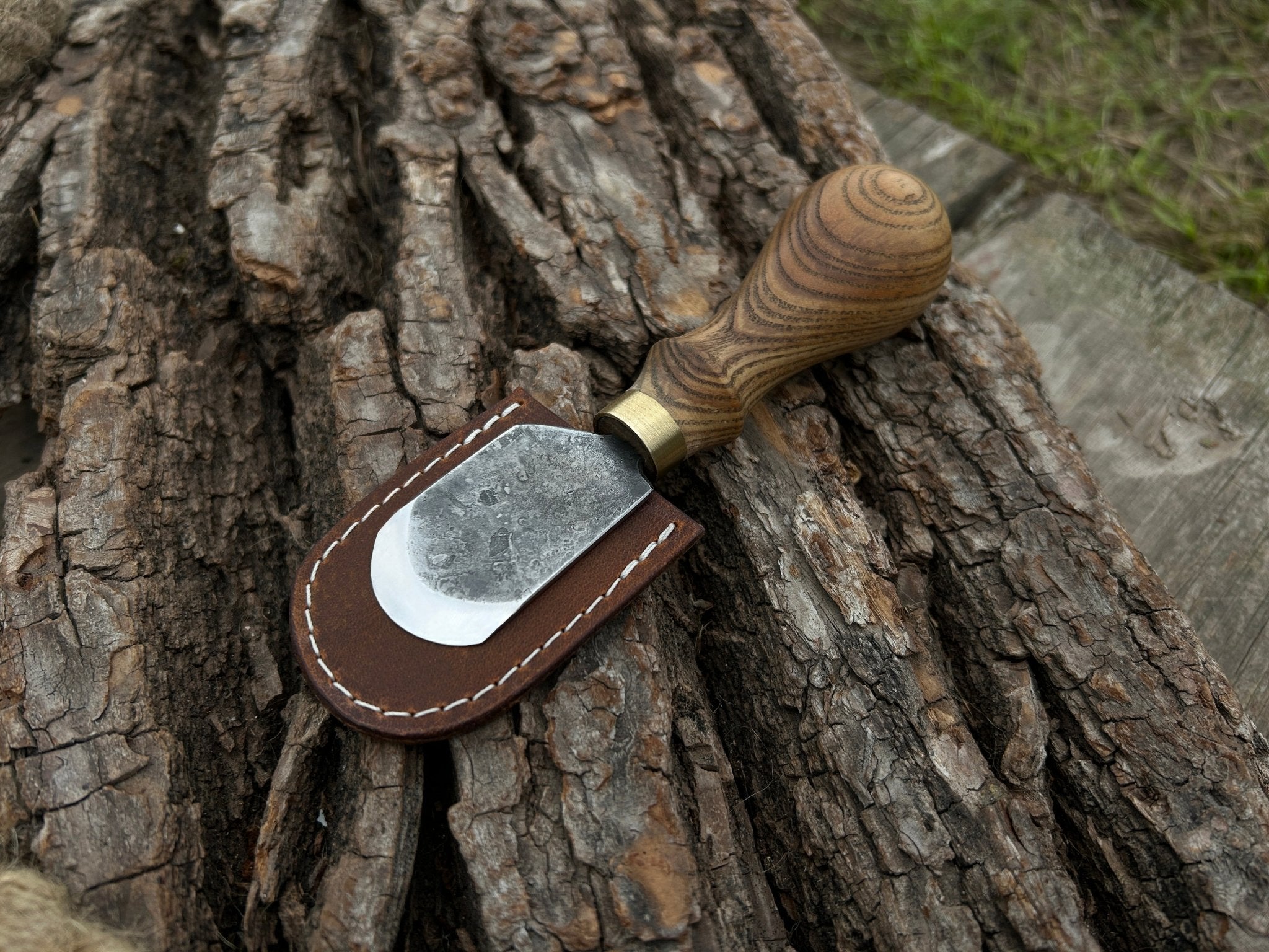 Hand - Forged Rounded Leather Skiving Knife, 3 cm (1.18 inches) - 6