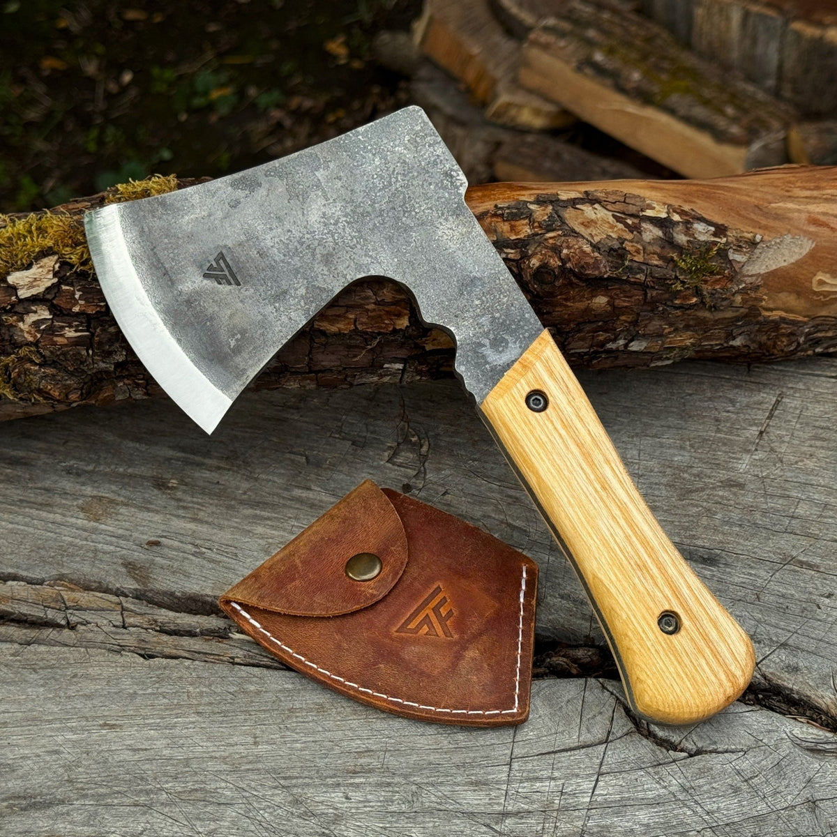 Hand-Forged Small Bushcraft Axe, 570 g / 1.25 lb - 1