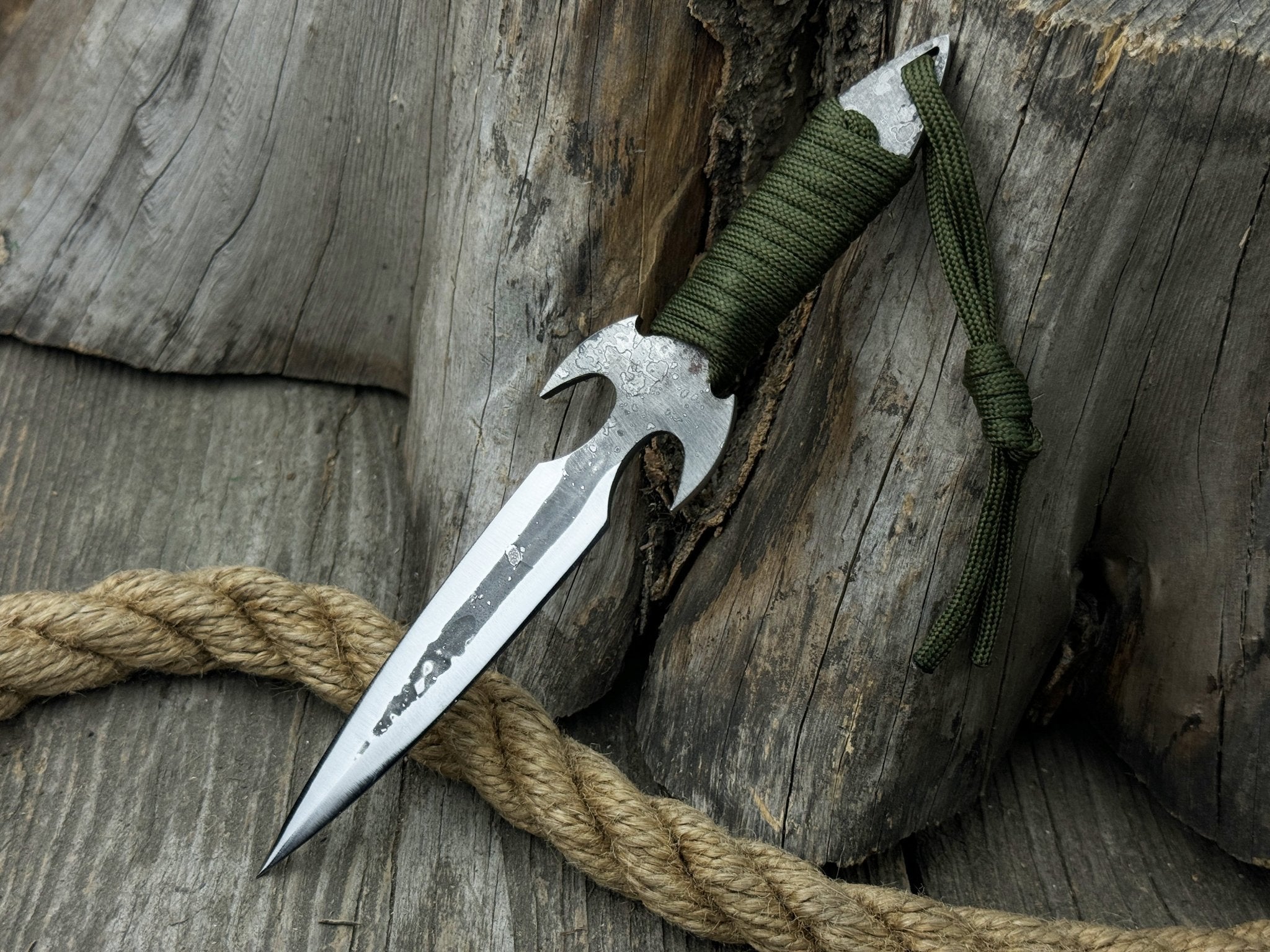 Hand - Forged Throwing Knife, 19 cm (7.48 inches) - 2