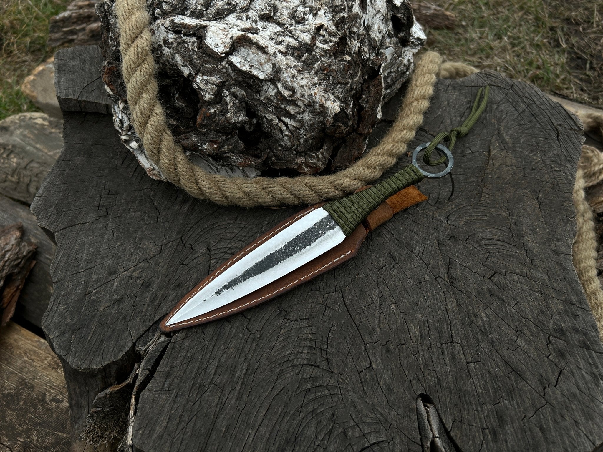 Hand - Forged Throwing Knife, 23 cm (9 inches) - 1
