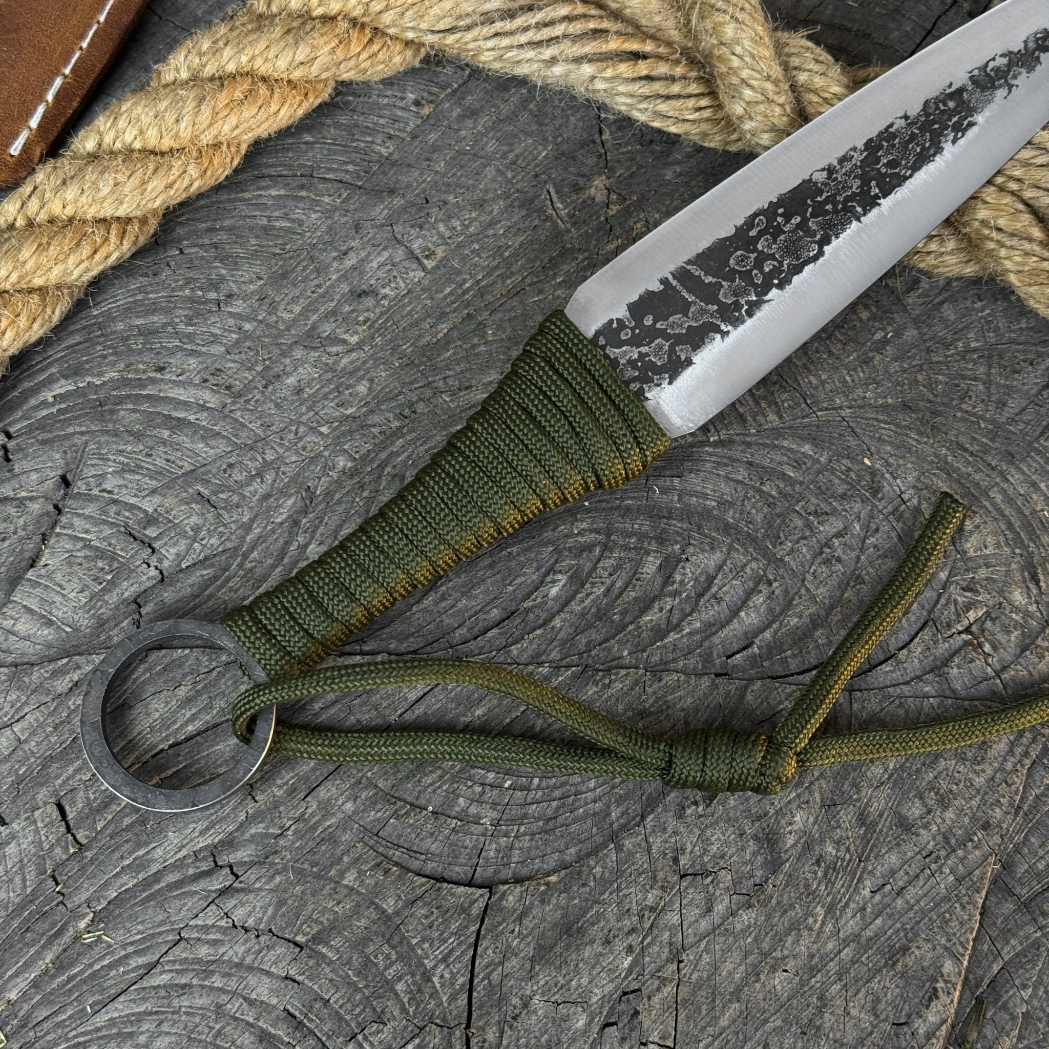 Hand - Forged Throwing Knife, 23 cm (9 inches) - 4