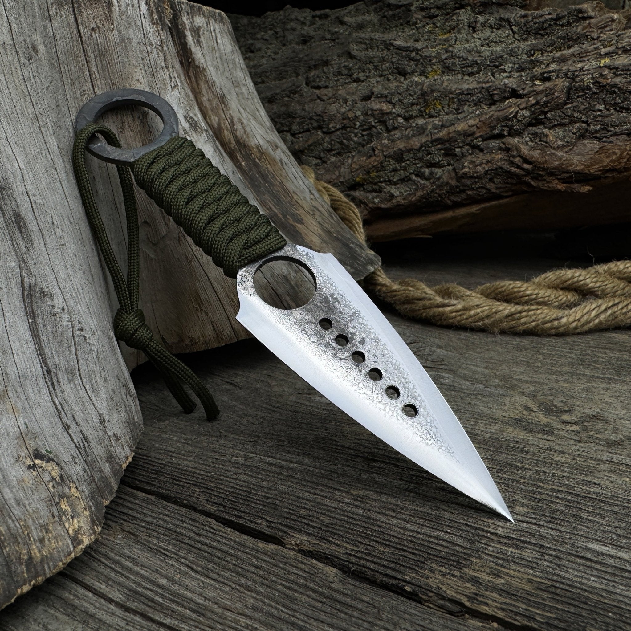 Hand - Forged Throwing Knife with Leather Belt Sheath, 19 cm (7.48 inches) - 7