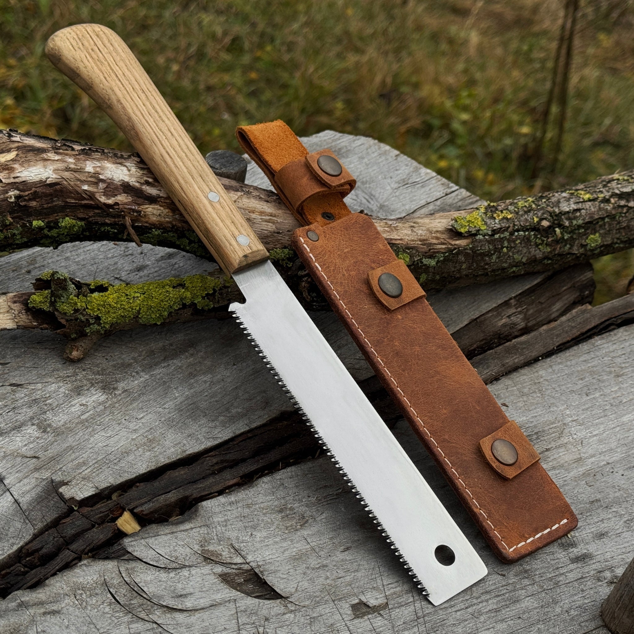 Japanese Style Hand Saw 12.2 Inches - 1