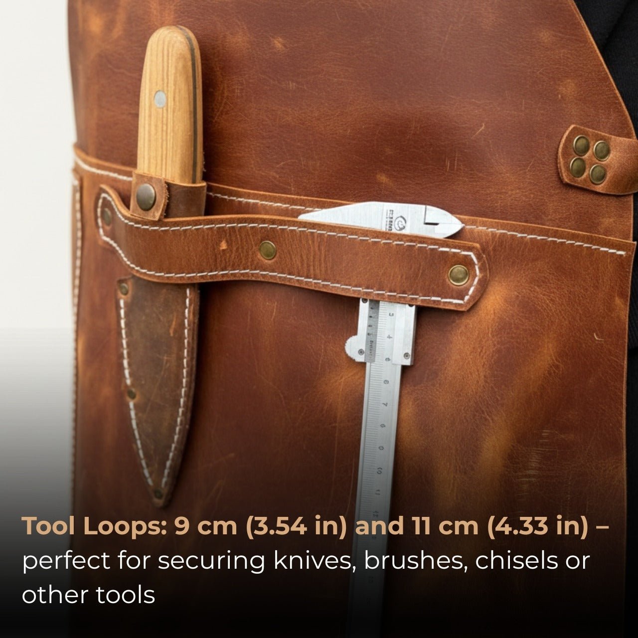 Leather Apron with Adjustable Straps and Pockets - 7