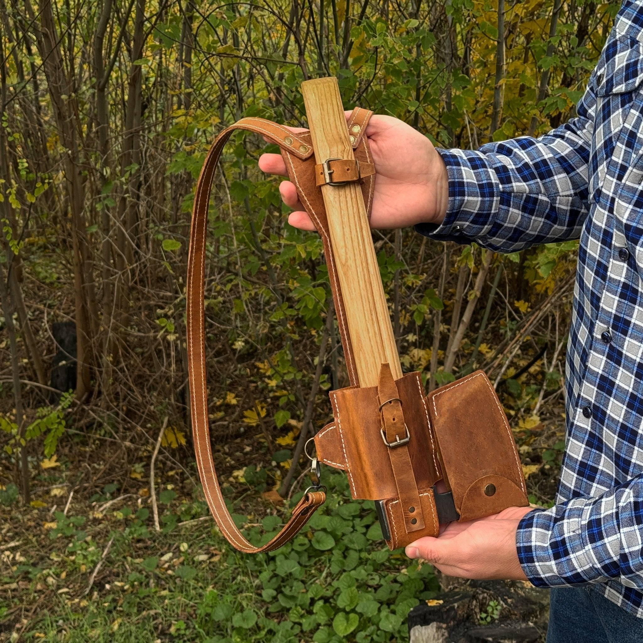 Leather Axe Case with Adjustable Shoulder Straps - 9