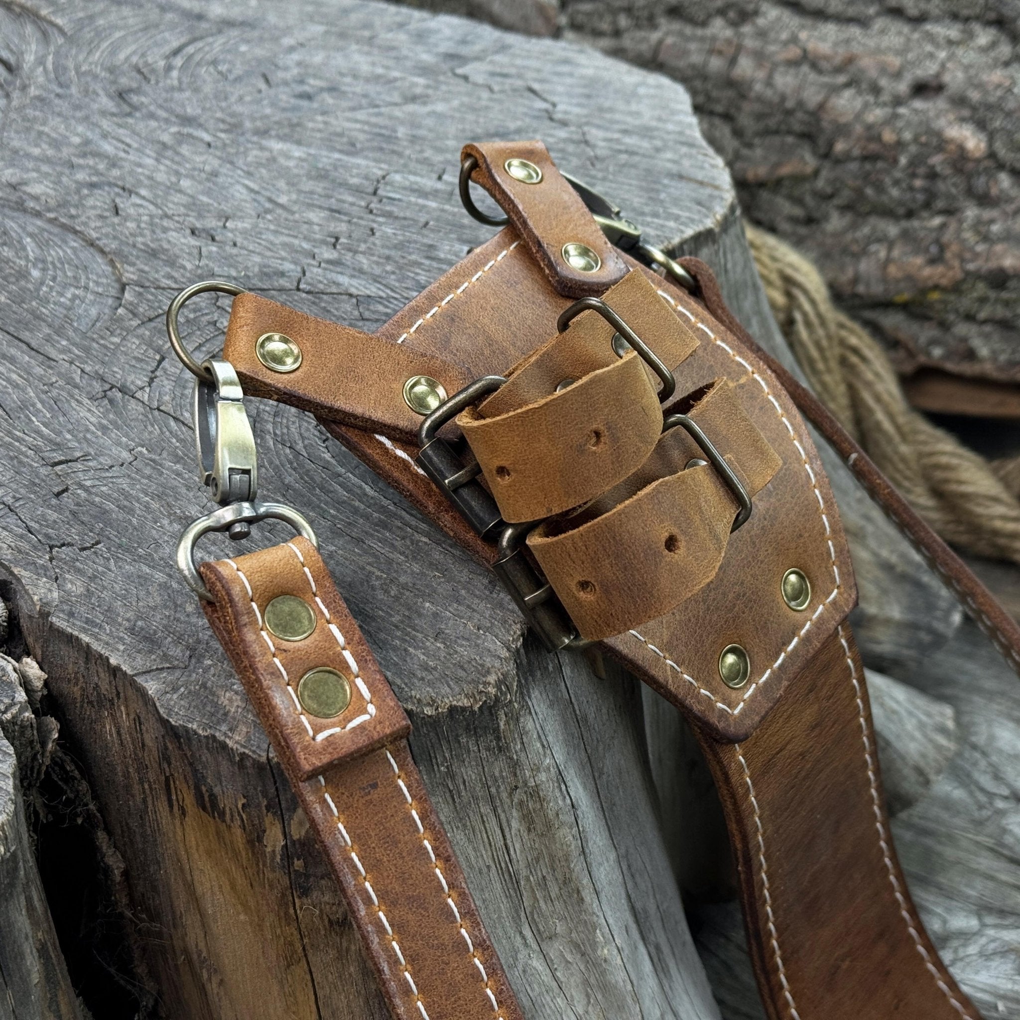 Leather Axe Case with Adjustable Straps - 10