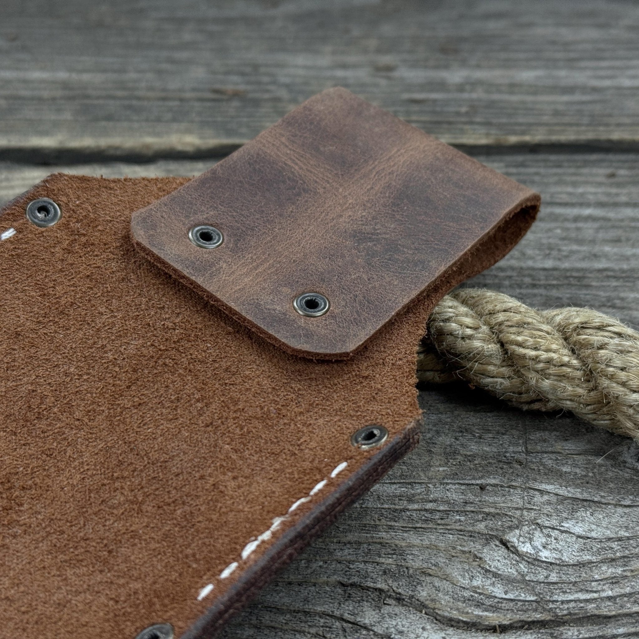 Leather Belt Mount for Axes and Hammers - 10
