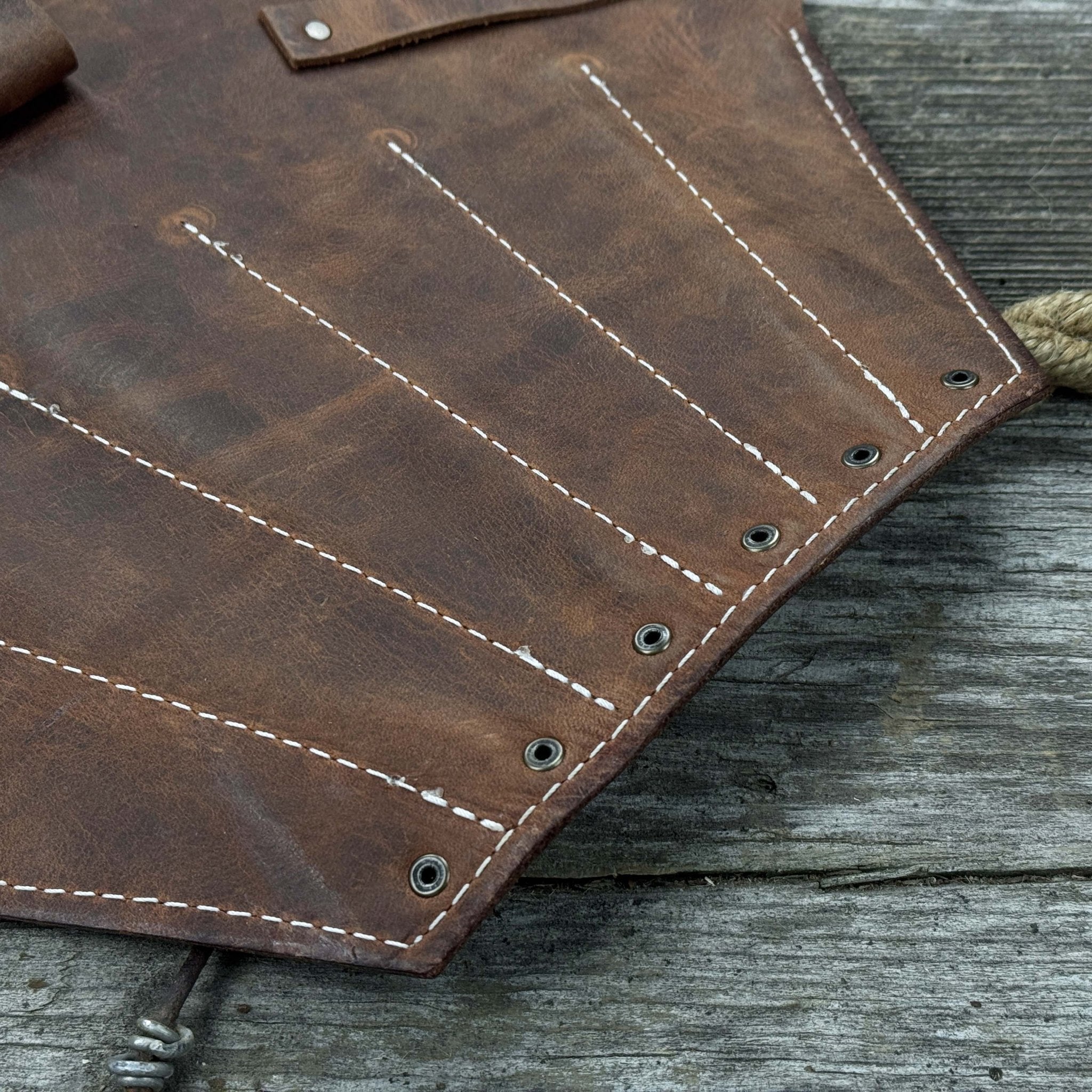 Leather Case for 6 Throwing Knives - 4