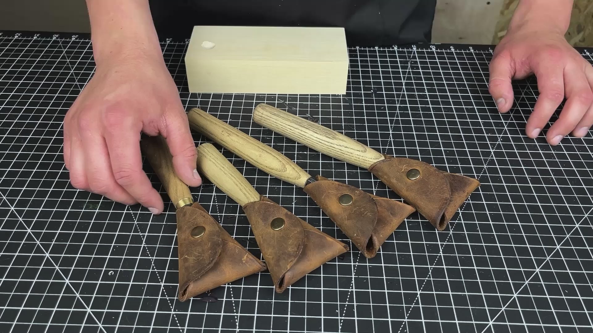 4-teiliges Holzschnitzmesser-Set
