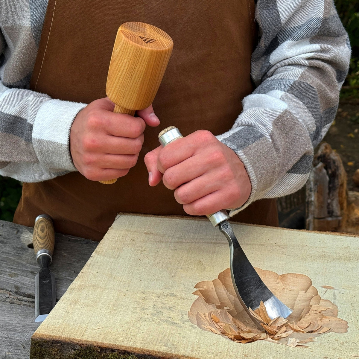 Quiet 7 oz. Wooden Mallet (Mallet Tool) - 5